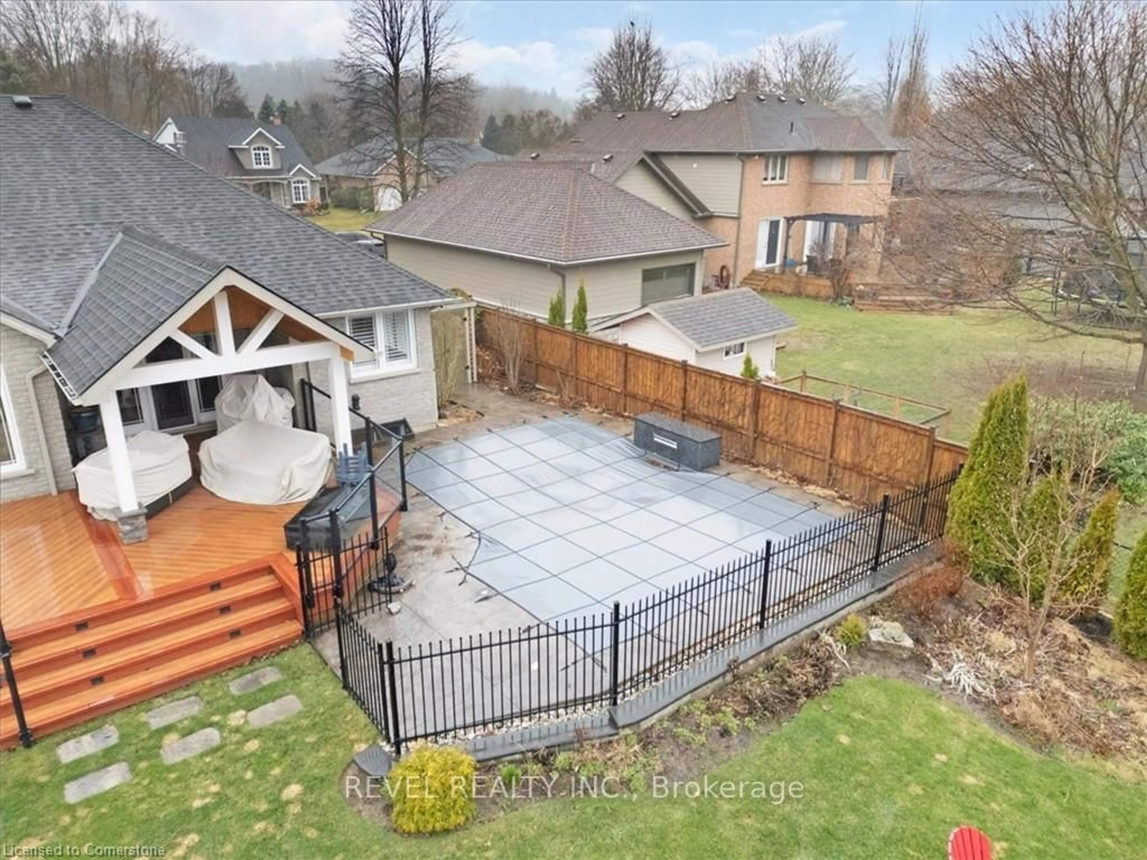 A pic from outside/outdoor area/front of a property/back of a property/a pic from drone, unknown for 10 Kerr Shaver Terr, Brant Ontario N3T 6H7