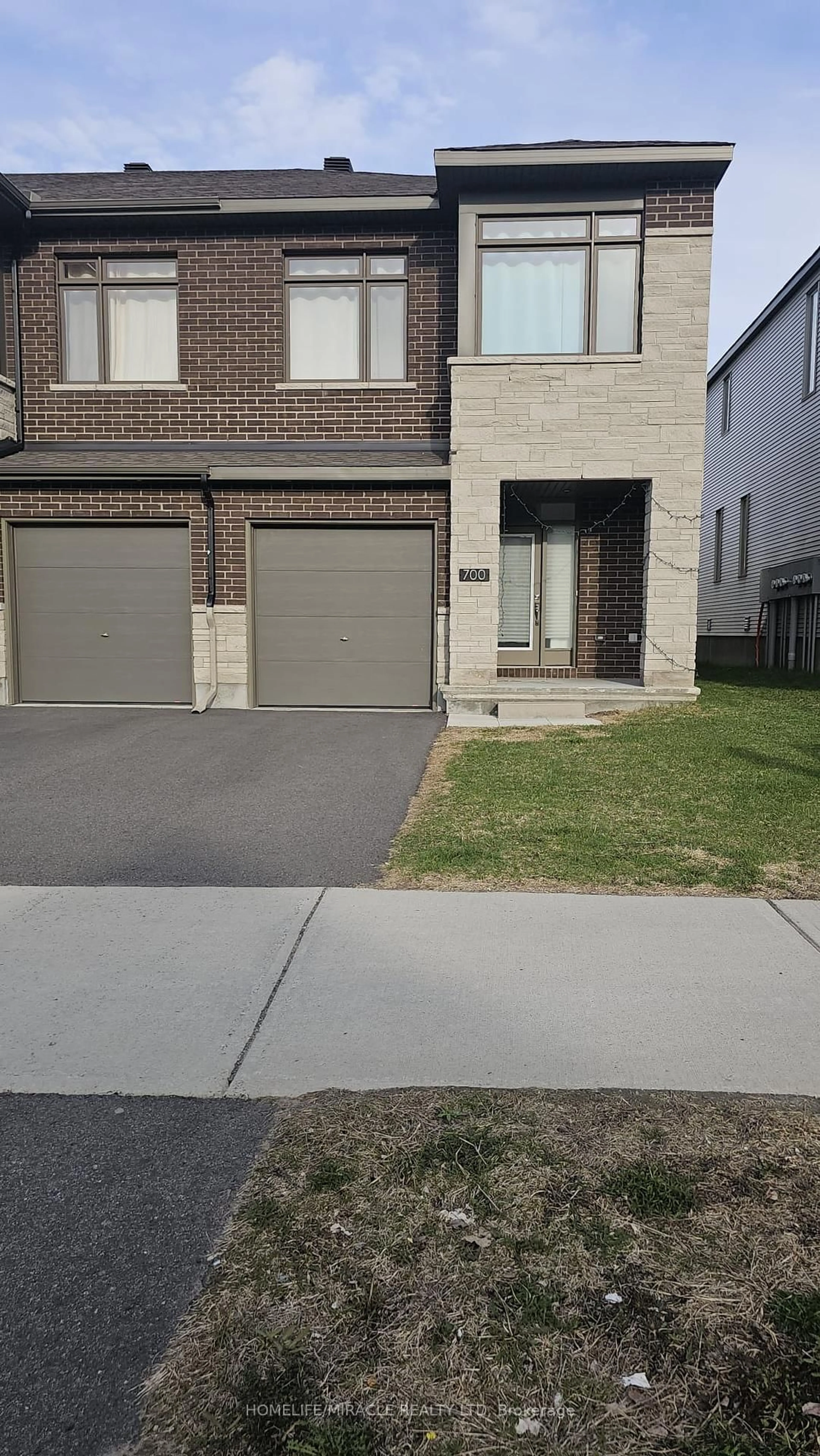 Unknown for 700 Miikana Rd, Ottawa Ontario K1X 0H7