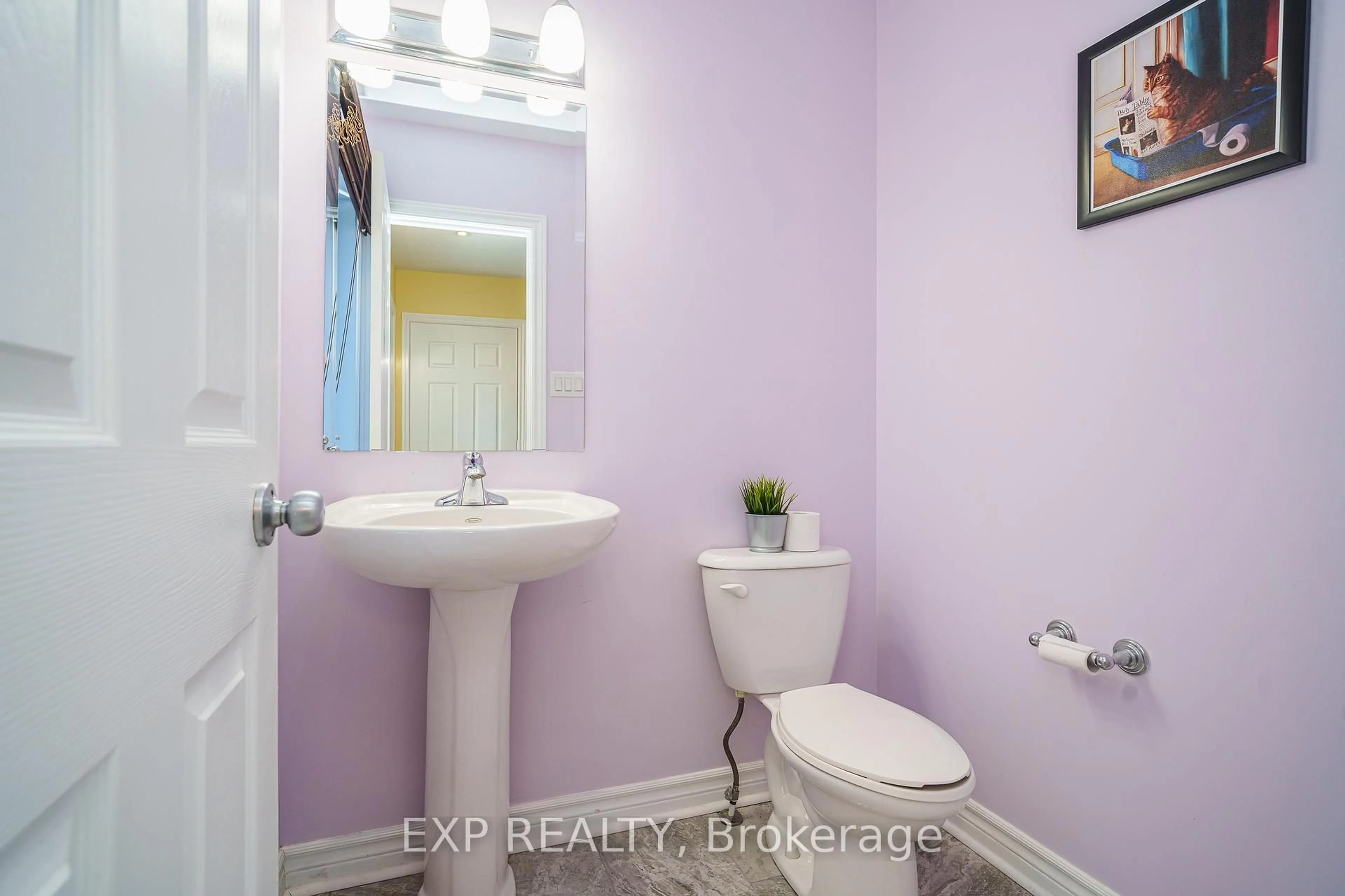 Standard bathroom, ceramic/tile floor for 426 Pillett St, Ottawa Ontario K2J 5S3