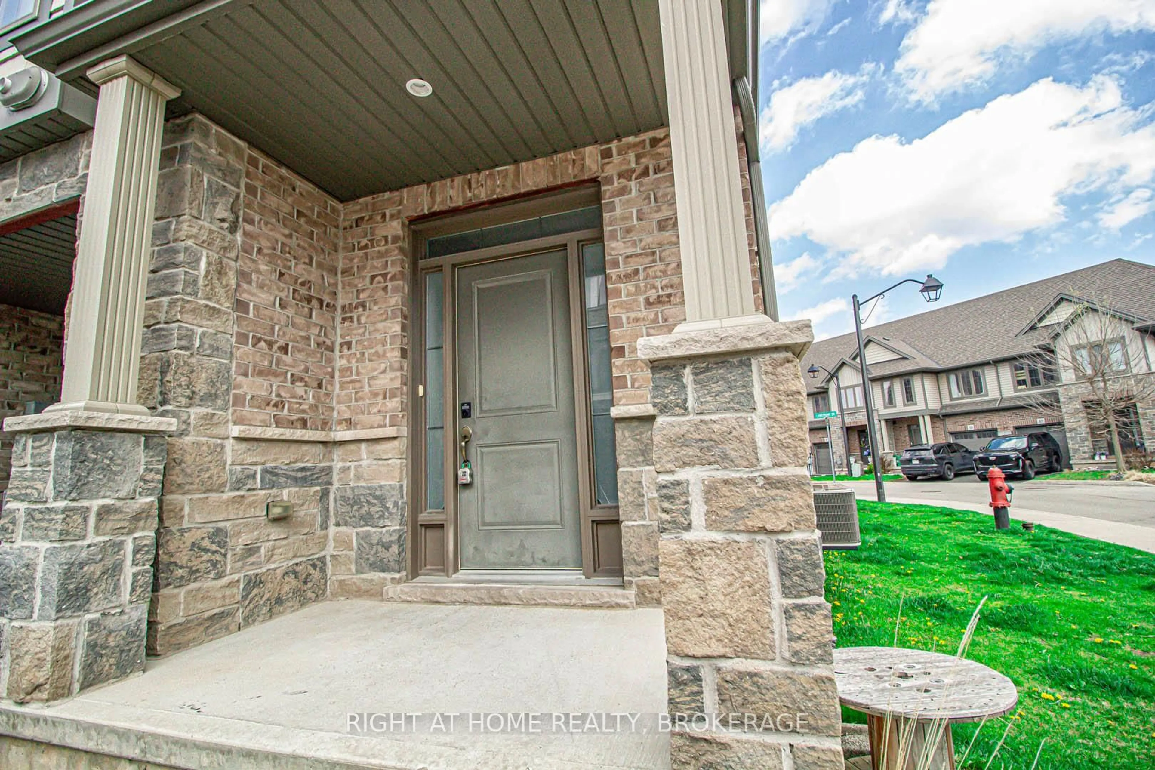Unknown for 13 Waterview Dr, Hamilton Ontario L8E 0J3