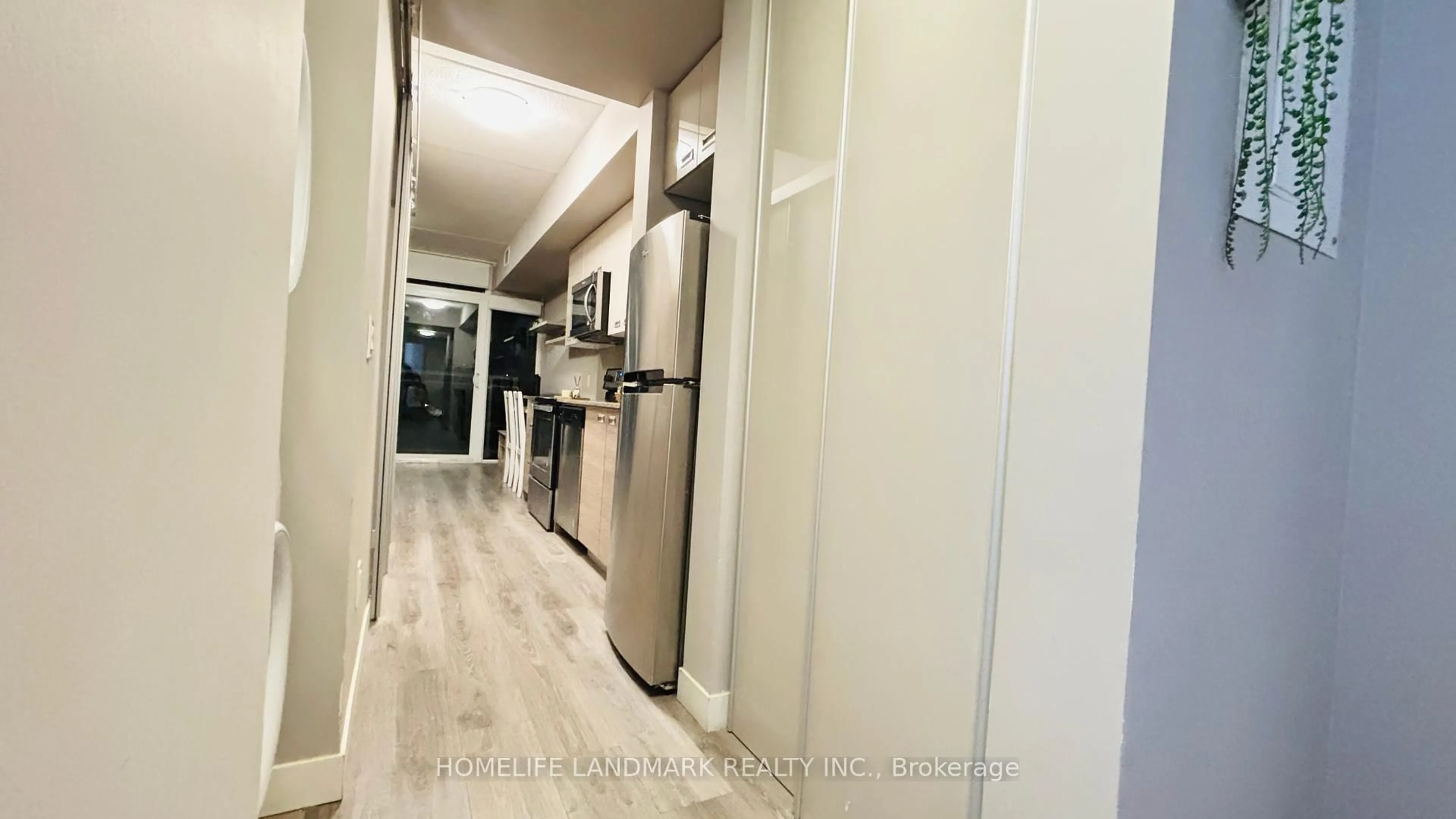 Indoor foyer for 308 Lester St #227, Waterloo Ontario N2L 0H9