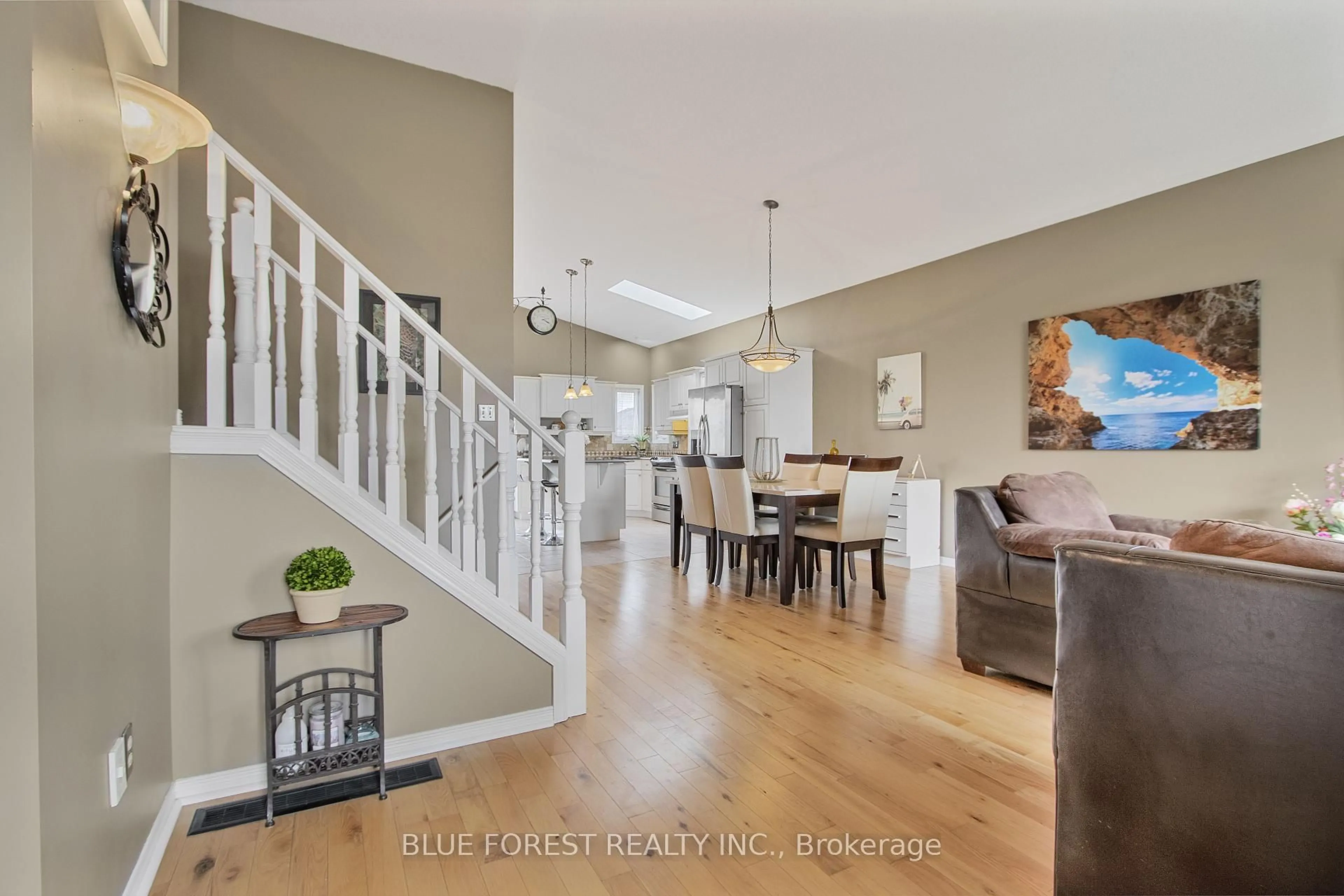 Unknown for 451 Highview Dr, St. Thomas Ontario N5R 6H3