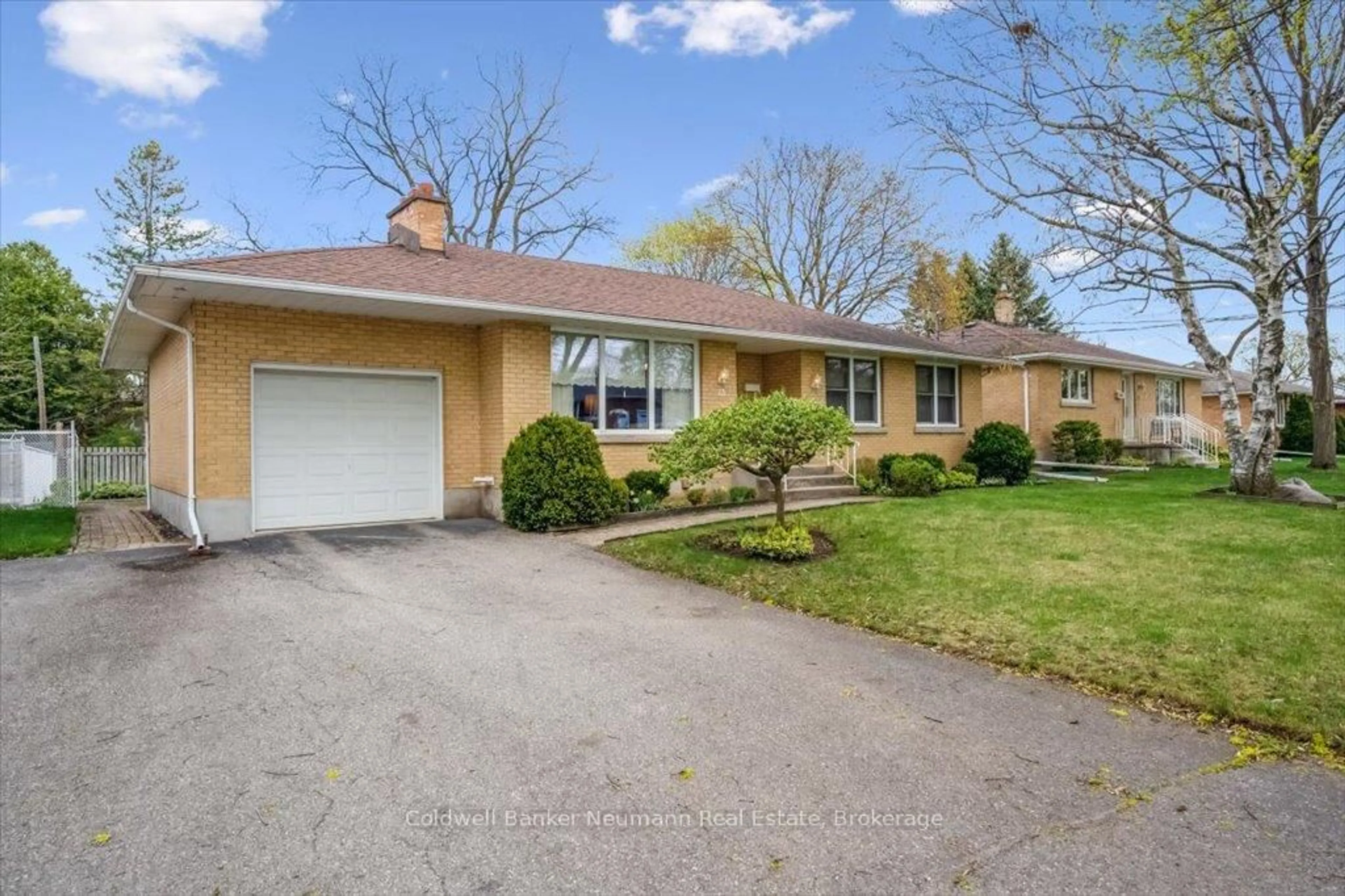 Unknown for 13 Campion Ave, Guelph Ontario N1H 5L2