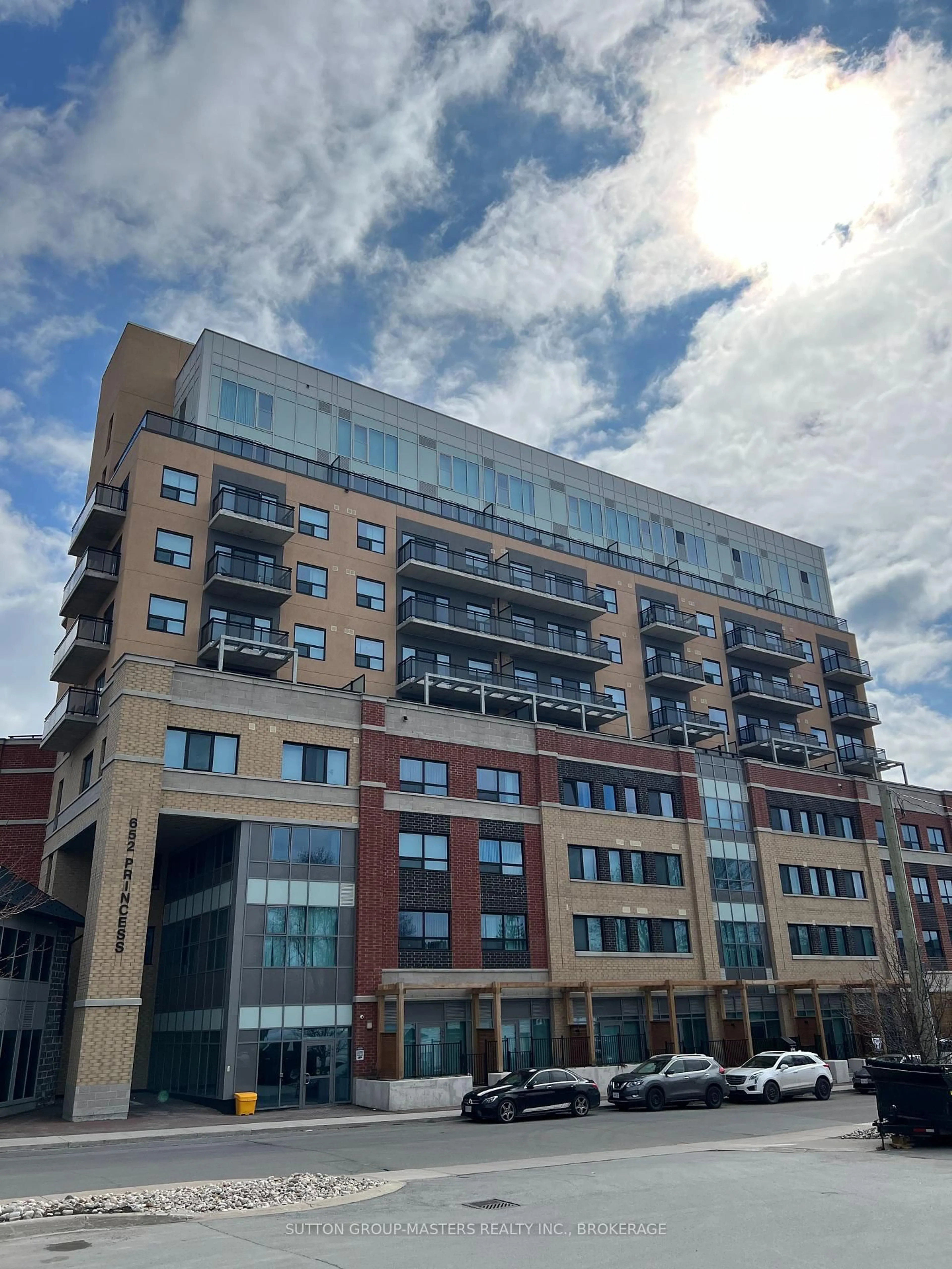 Unknown for 652 Princess St #217, Kingston Ontario K7L 1E5