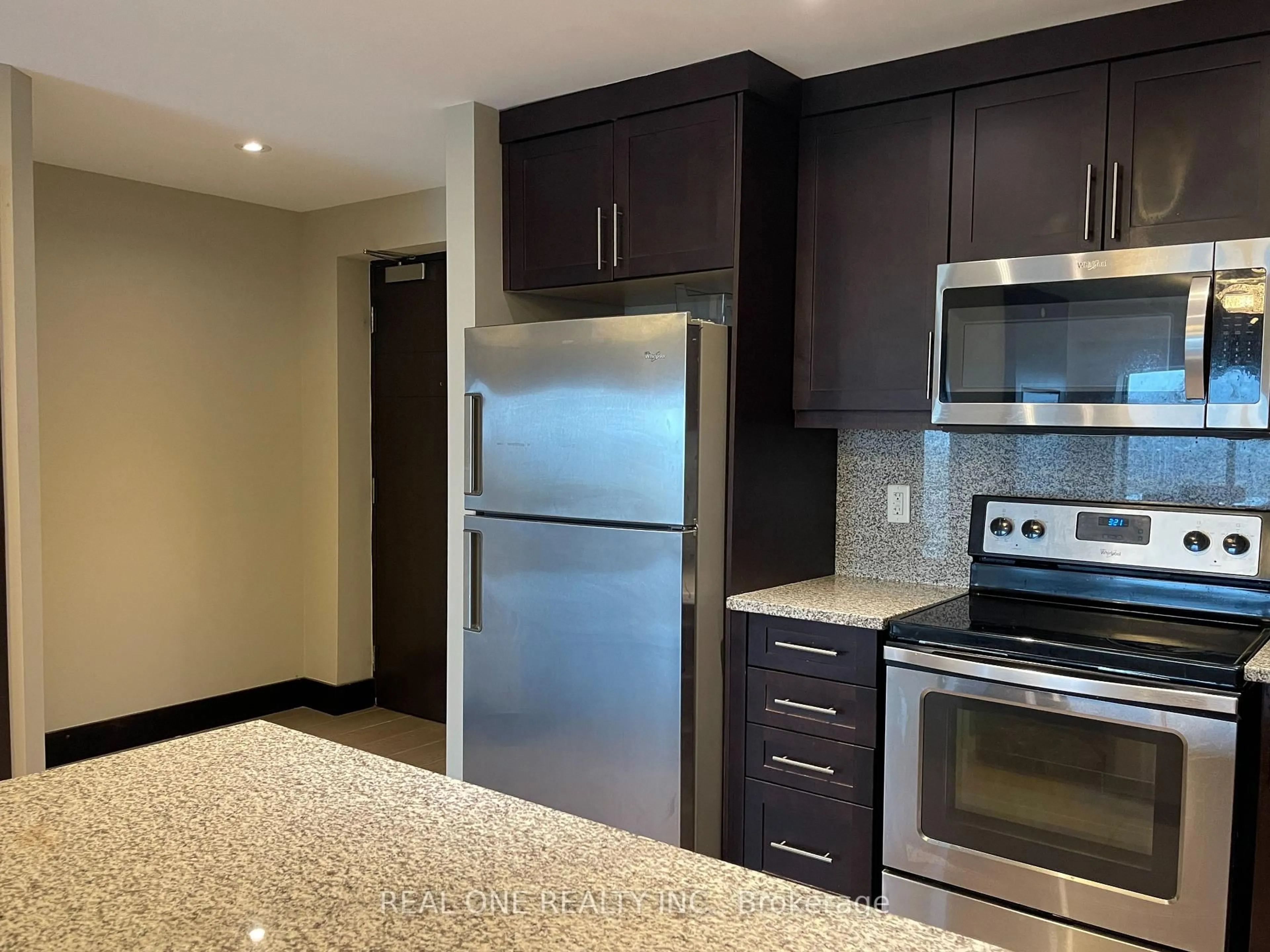 Standard kitchen, unknown for 1235 Richmond St #1211, London East Ontario N6A 0C1