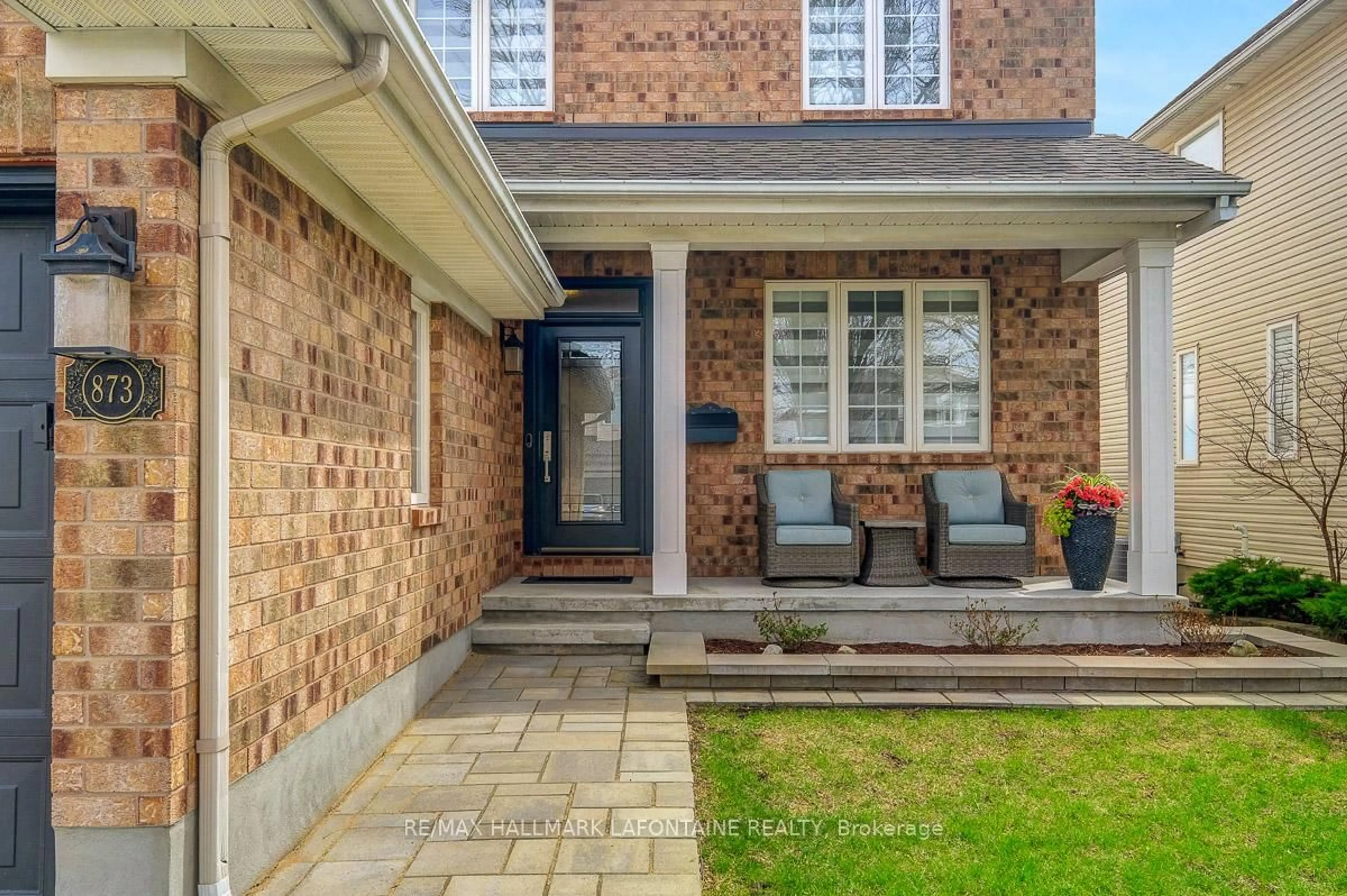 Home with brick exterior material, street for 873 Como Cres, Ottawa Ontario K4A 4A4
