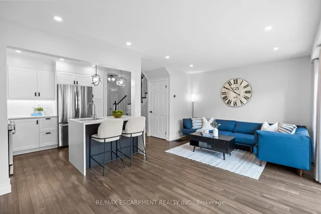 Additional property image - 76 Blue Sky Tr