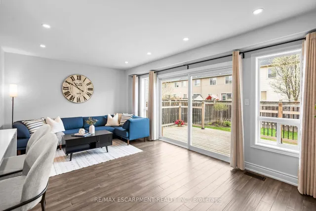 Additional property image - 76 Blue Sky Tr