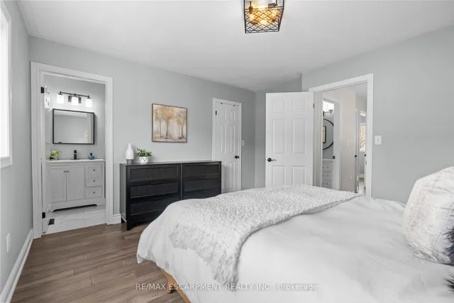 Additional property image - 76 Blue Sky Tr
