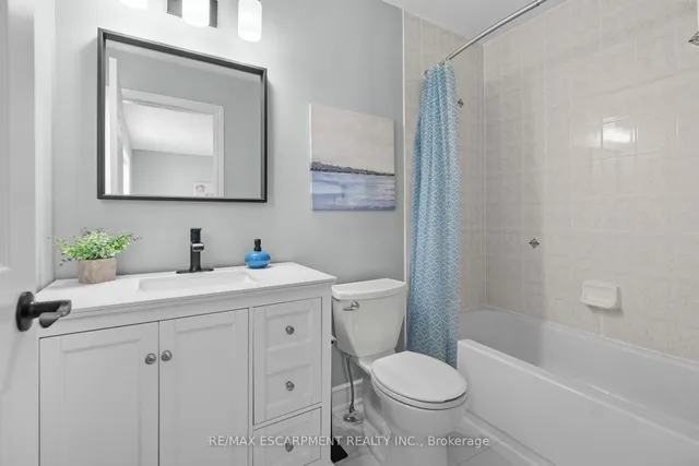 Additional property image - 76 Blue Sky Tr