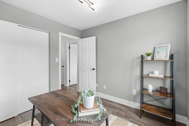 Additional property image - 76 Blue Sky Tr