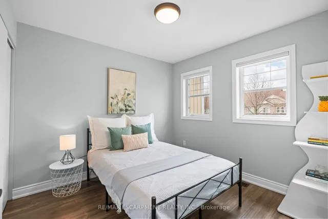 Additional property image - 76 Blue Sky Tr