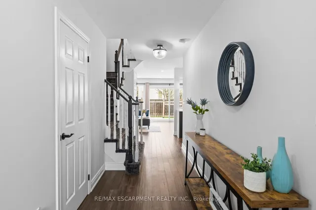 Additional property image - 76 Blue Sky Tr