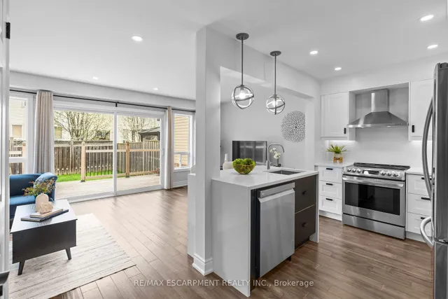 Additional property image - 76 Blue Sky Tr