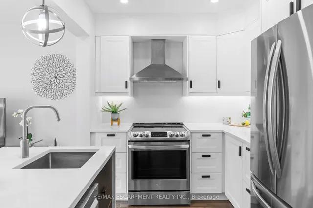 Additional property image - 76 Blue Sky Tr