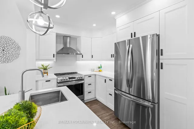 Additional property image - 76 Blue Sky Tr
