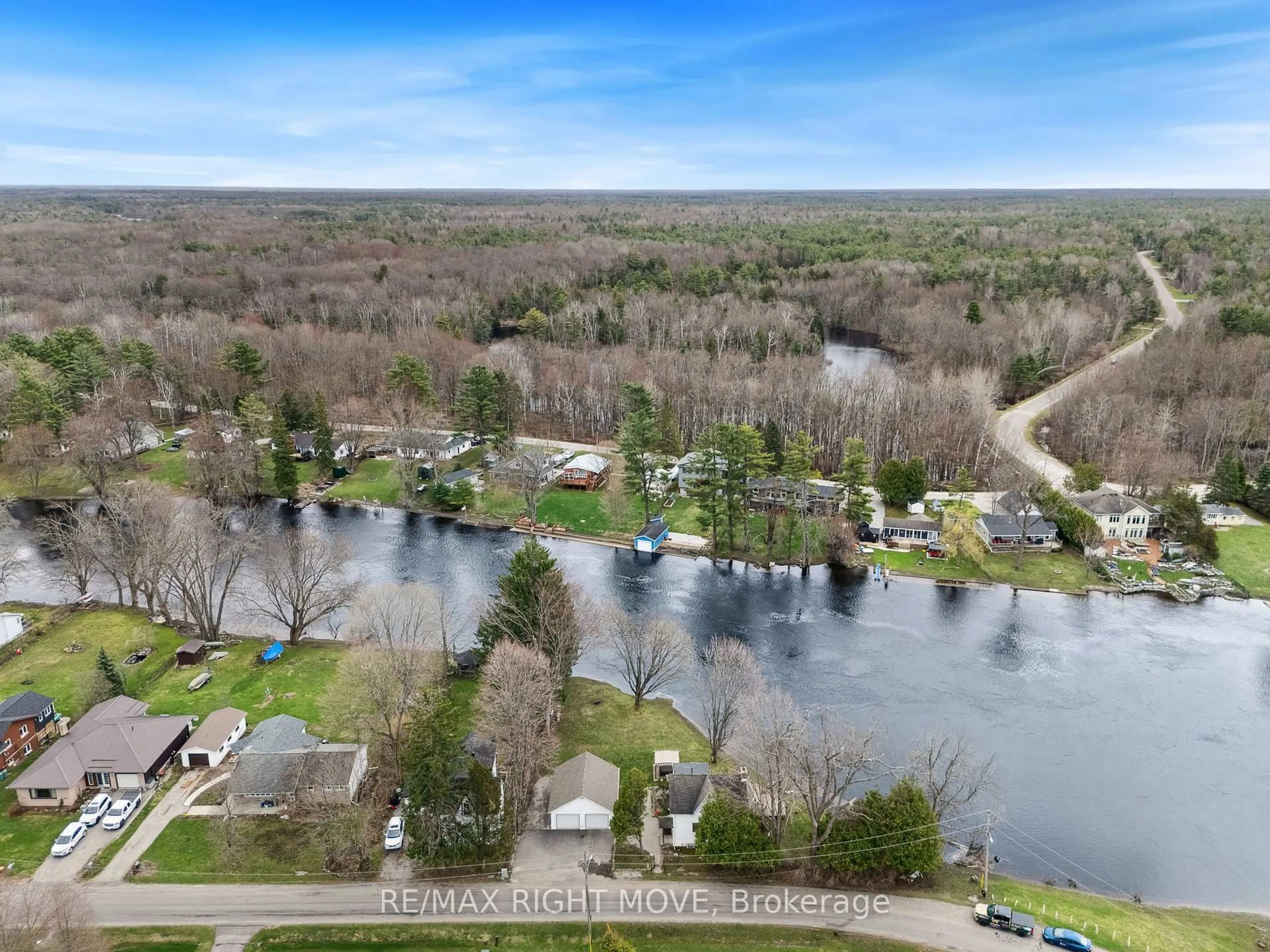 A pic from outside/outdoor area/front of a property/back of a property/a pic from drone, water/lake/river/ocean view for 1012 Cowbell Lane, Gravenhurst Ontario P0E 1N0