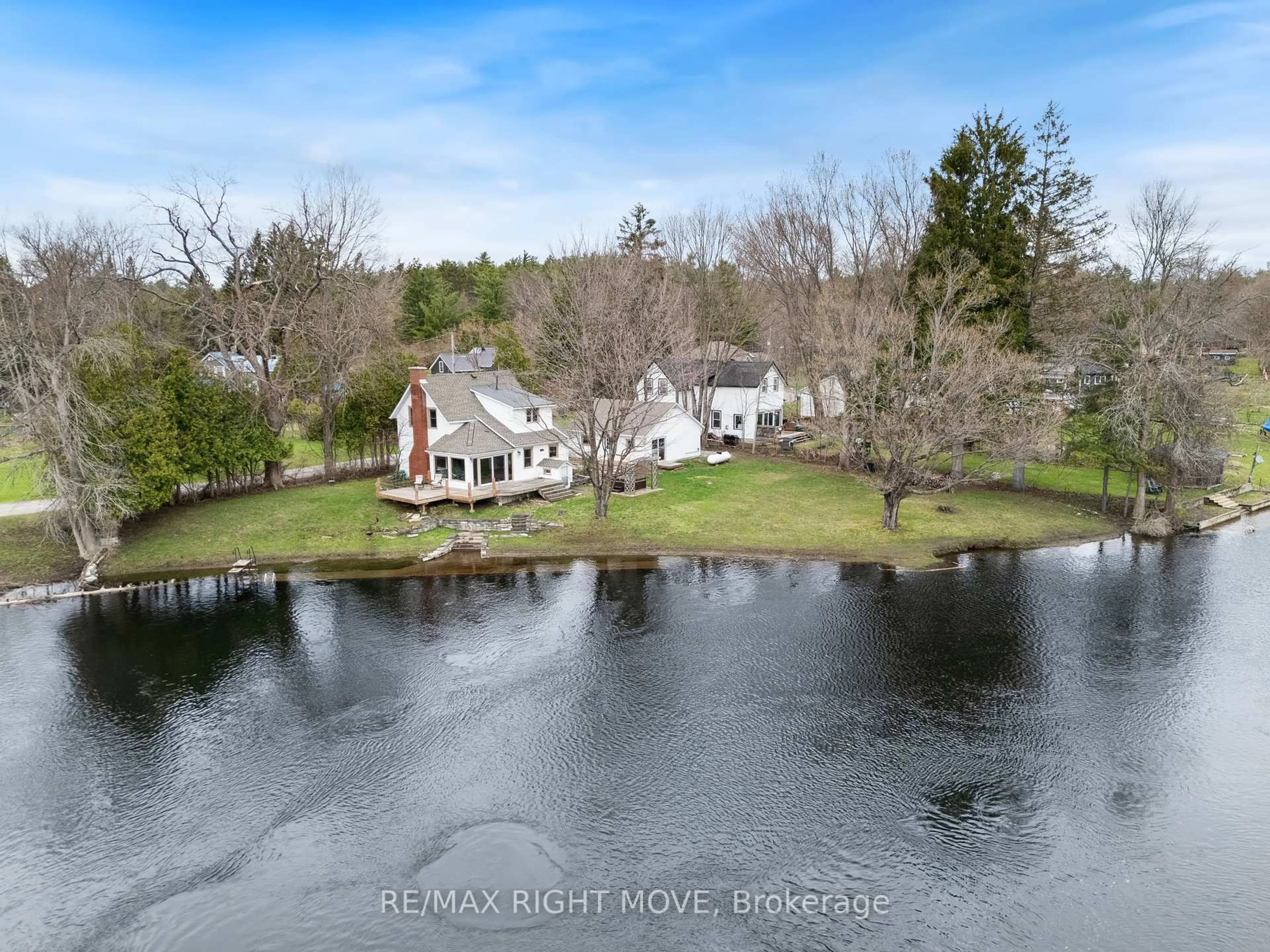 A pic from outside/outdoor area/front of a property/back of a property/a pic from drone, water/lake/river/ocean view for 1012 Cowbell Lane, Gravenhurst Ontario P0E 1N0