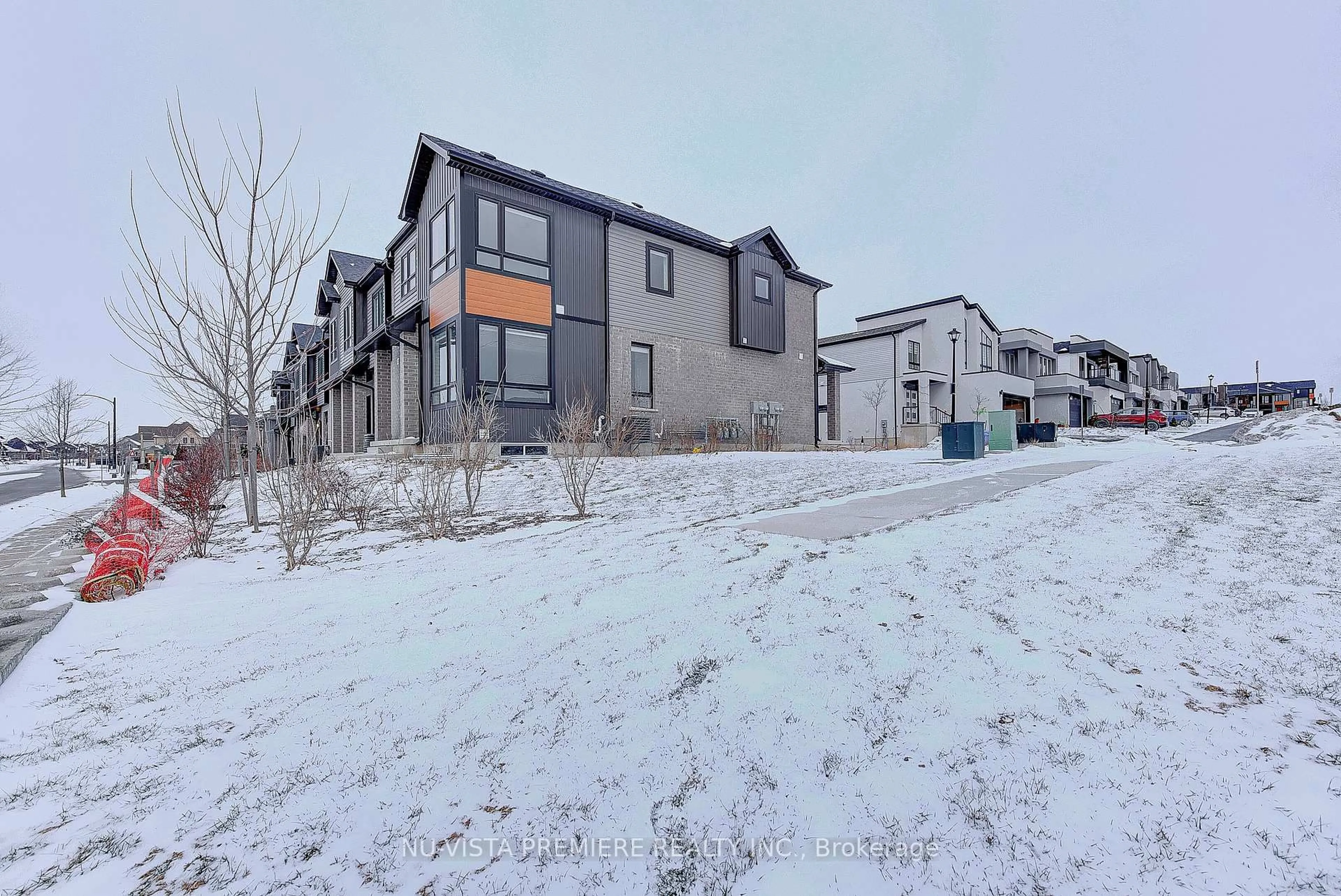 A pic from outside/outdoor area/front of a property/back of a property/a pic from drone, street for 1820 Canvas Way #98, London North Ontario N5X 0N5