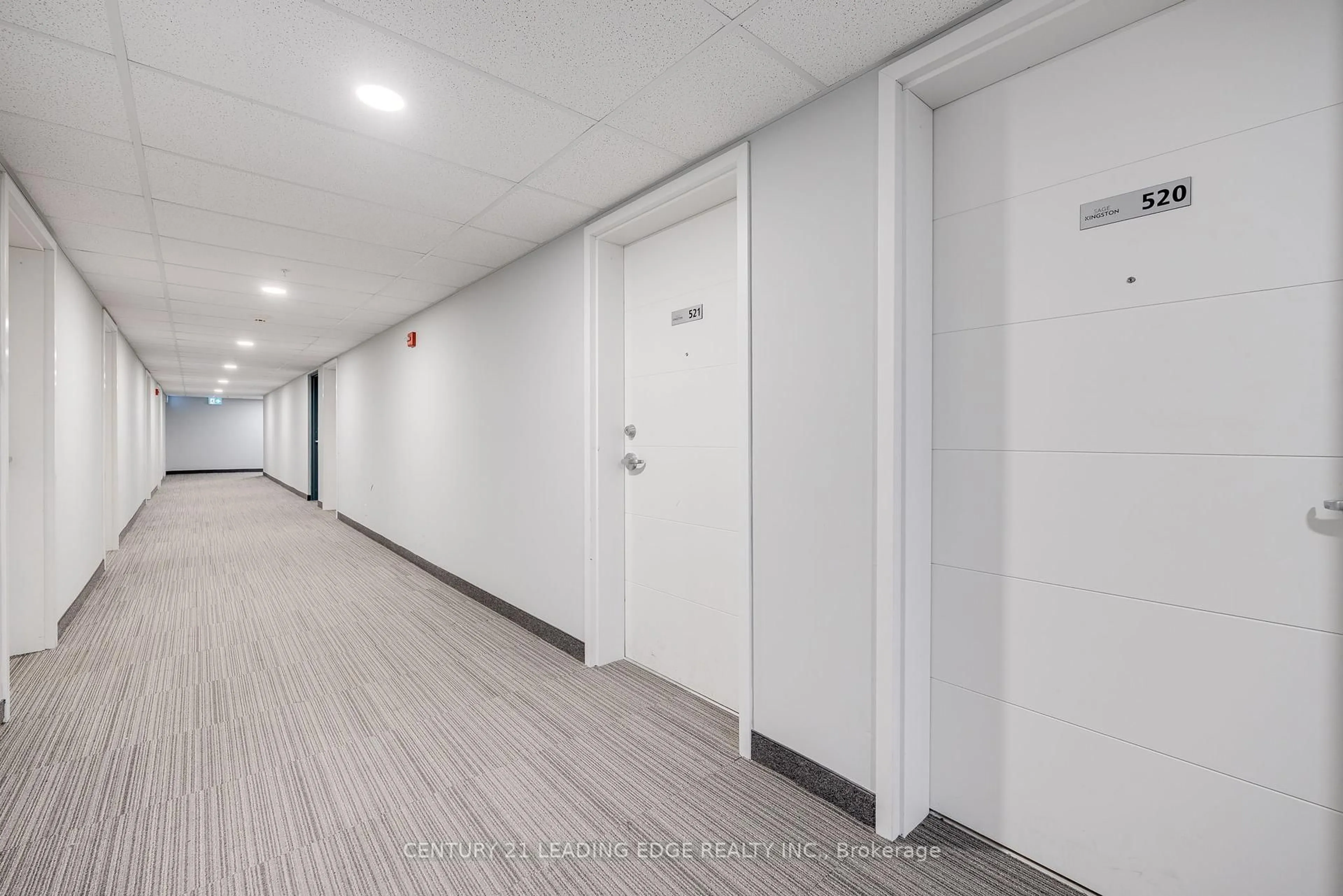 Indoor foyer for 652 Princess St #521, Kingston Ontario K7L 1E5
