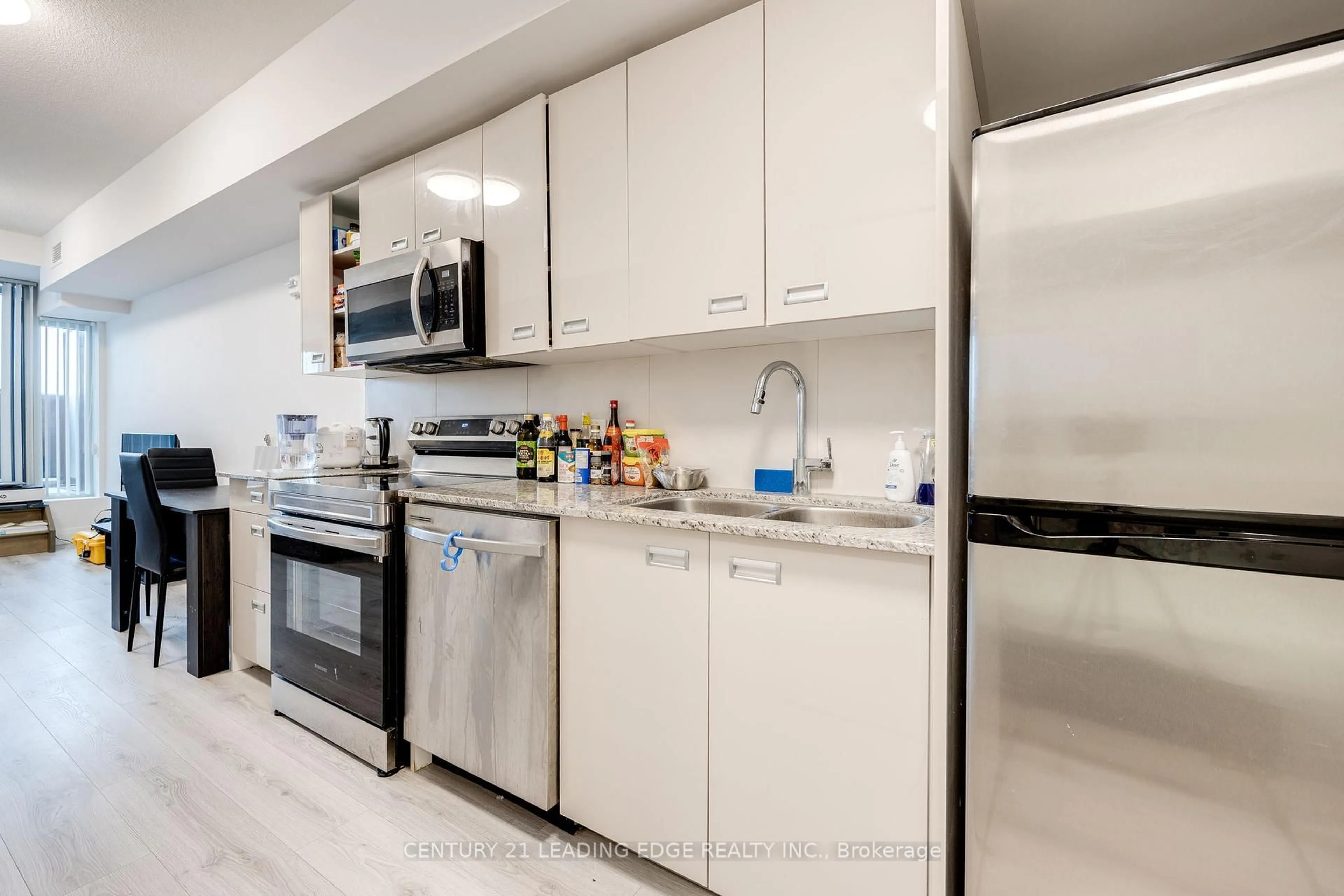 Standard kitchen, ceramic/tile floor for 652 Princess St #521, Kingston Ontario K7L 1E5