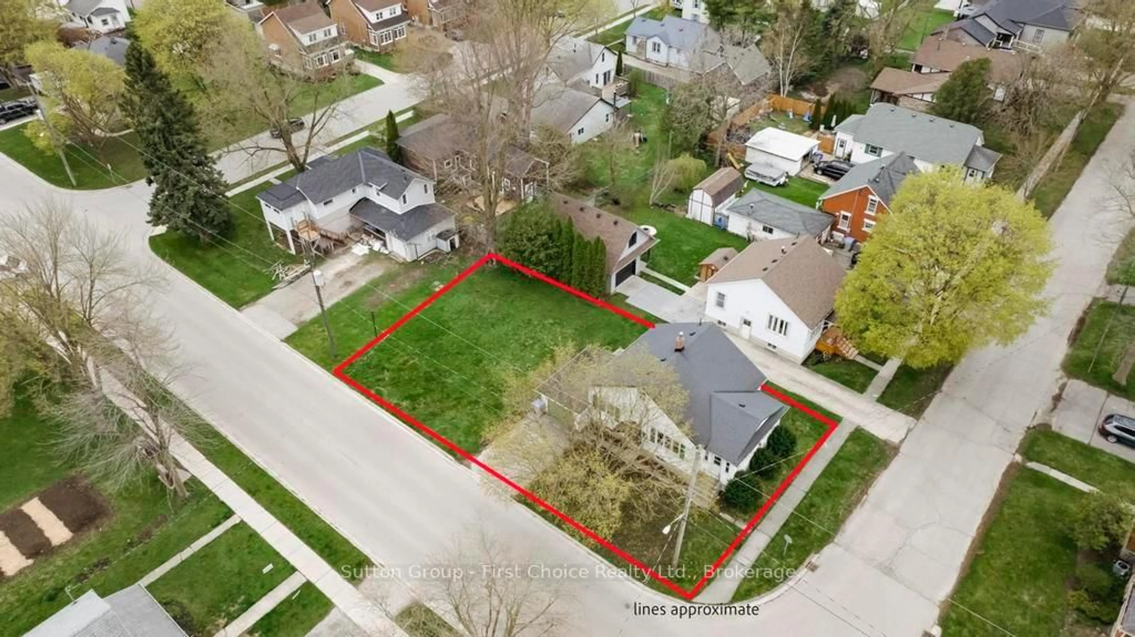 A pic from outside/outdoor area/front of a property/back of a property/a pic from drone, street for 168 Trafalgar St, West Perth Ontario N0K 1N0
