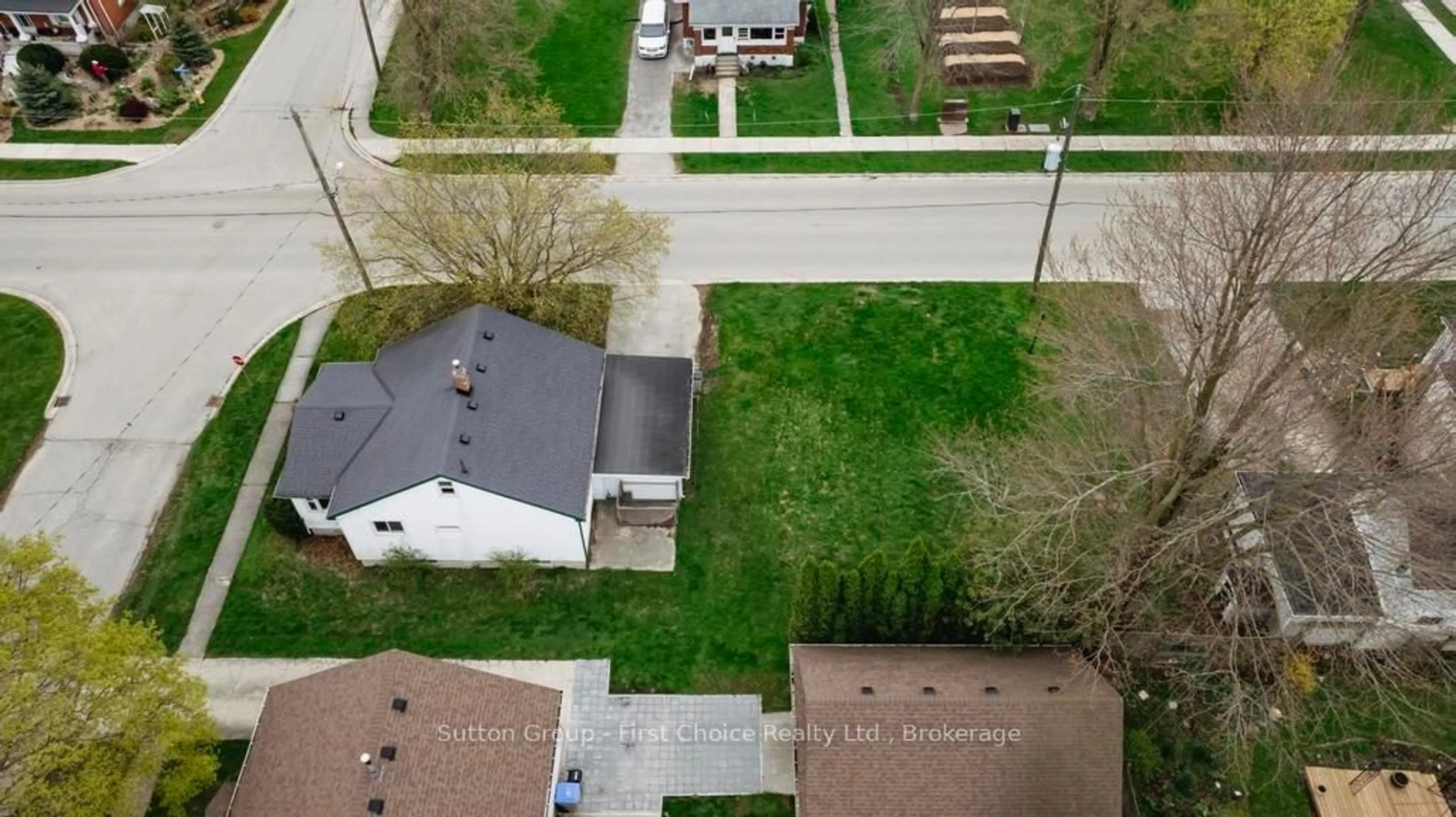 A pic from outside/outdoor area/front of a property/back of a property/a pic from drone, street for 168 Trafalgar St, West Perth Ontario N0K 1N0