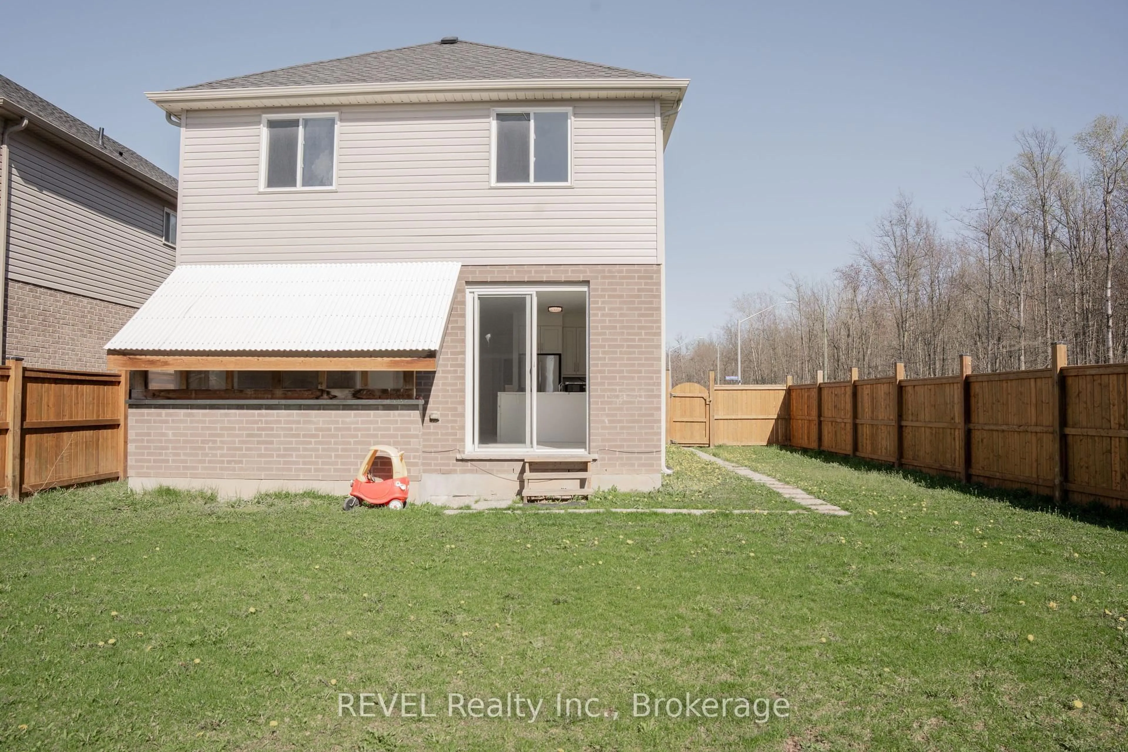 Unknown for 6739 Sam Iorfida Dr, Niagara Falls Ontario L2G 0H6