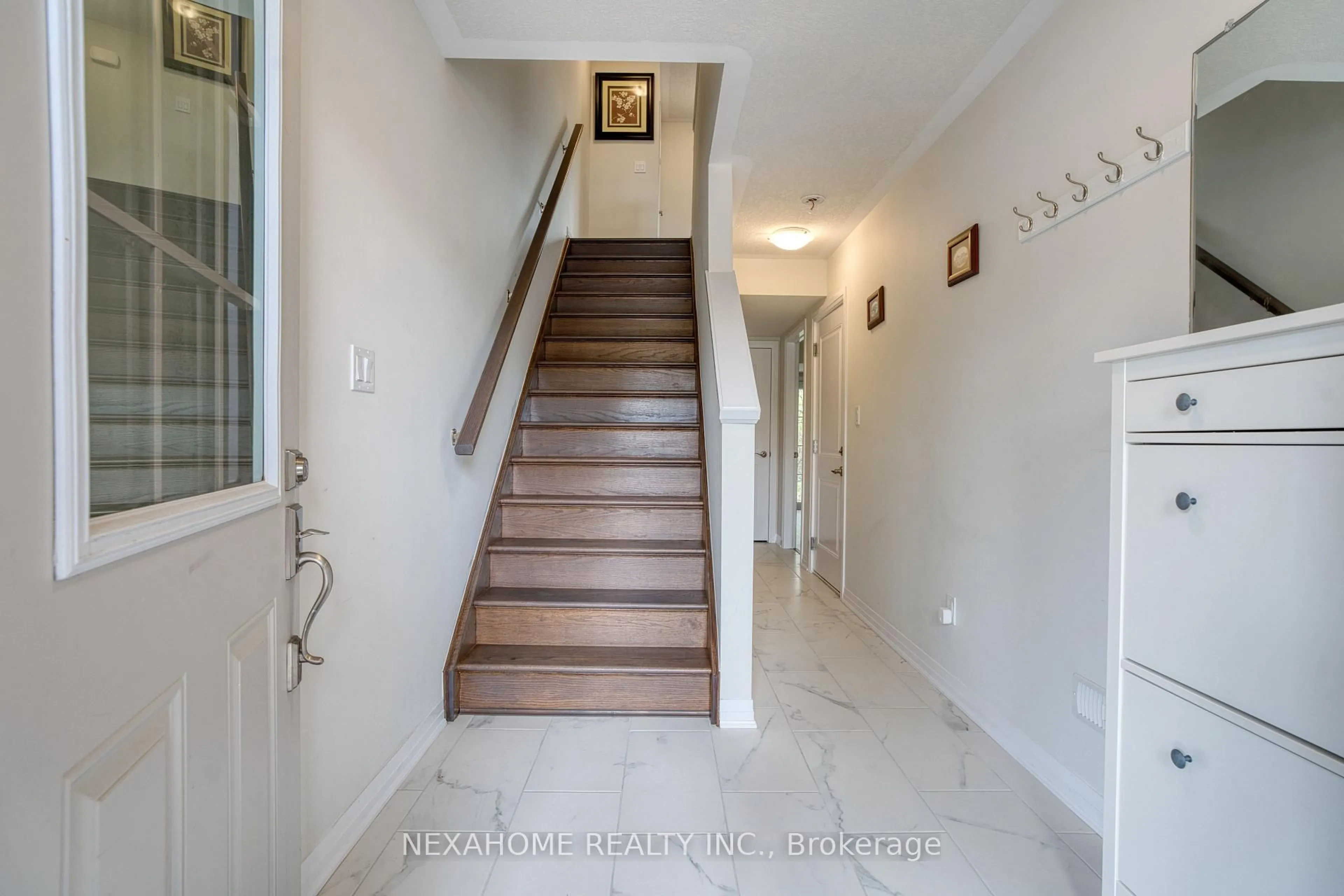 Unknown for 311 Woolwich St, Waterloo Ontario N2K 0H4