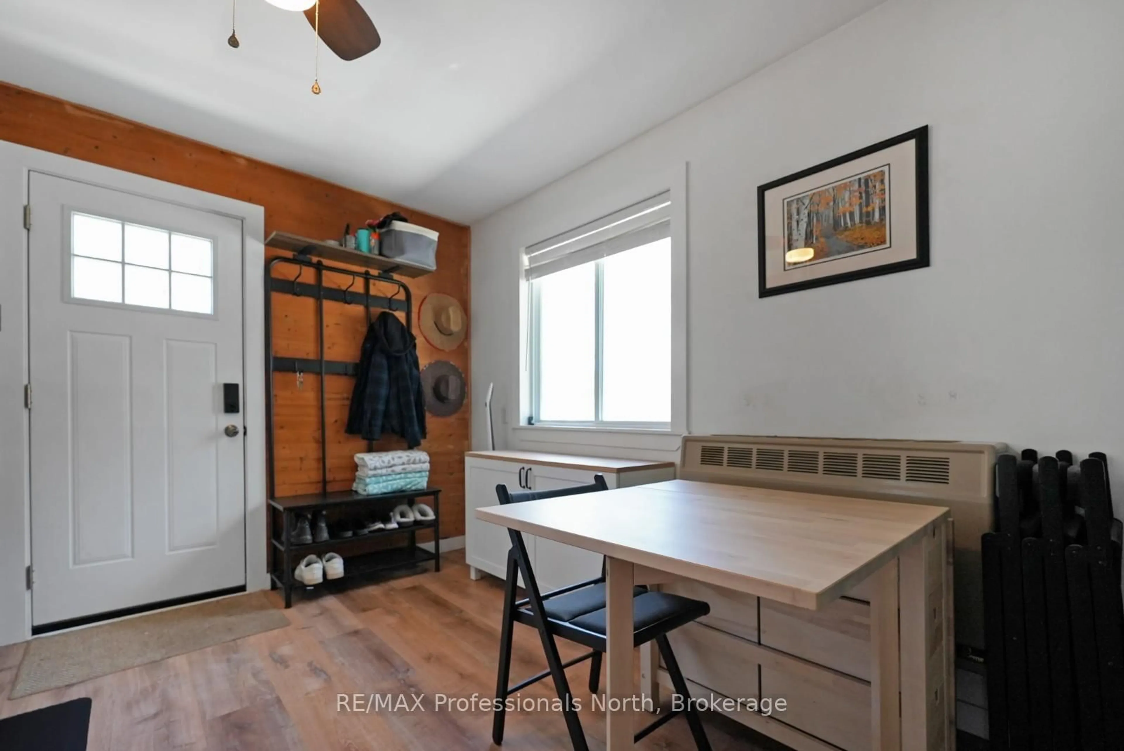 Indoor entryway for 1419 Clement Lake Rd, Highlands East Ontario K0L 3C0