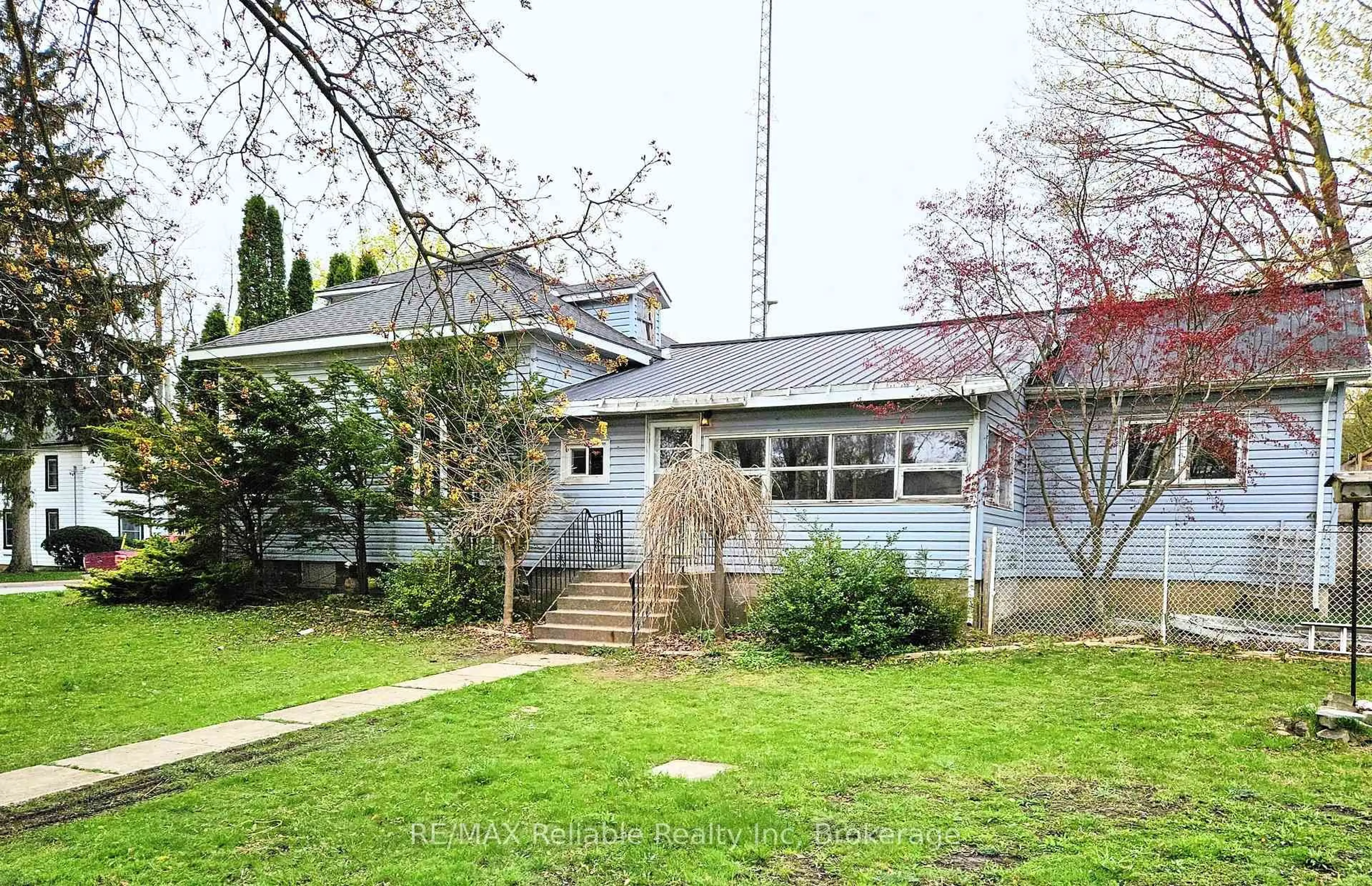 Unknown for 59 Rattenbury St, Central Huron Ontario N0M 1L0