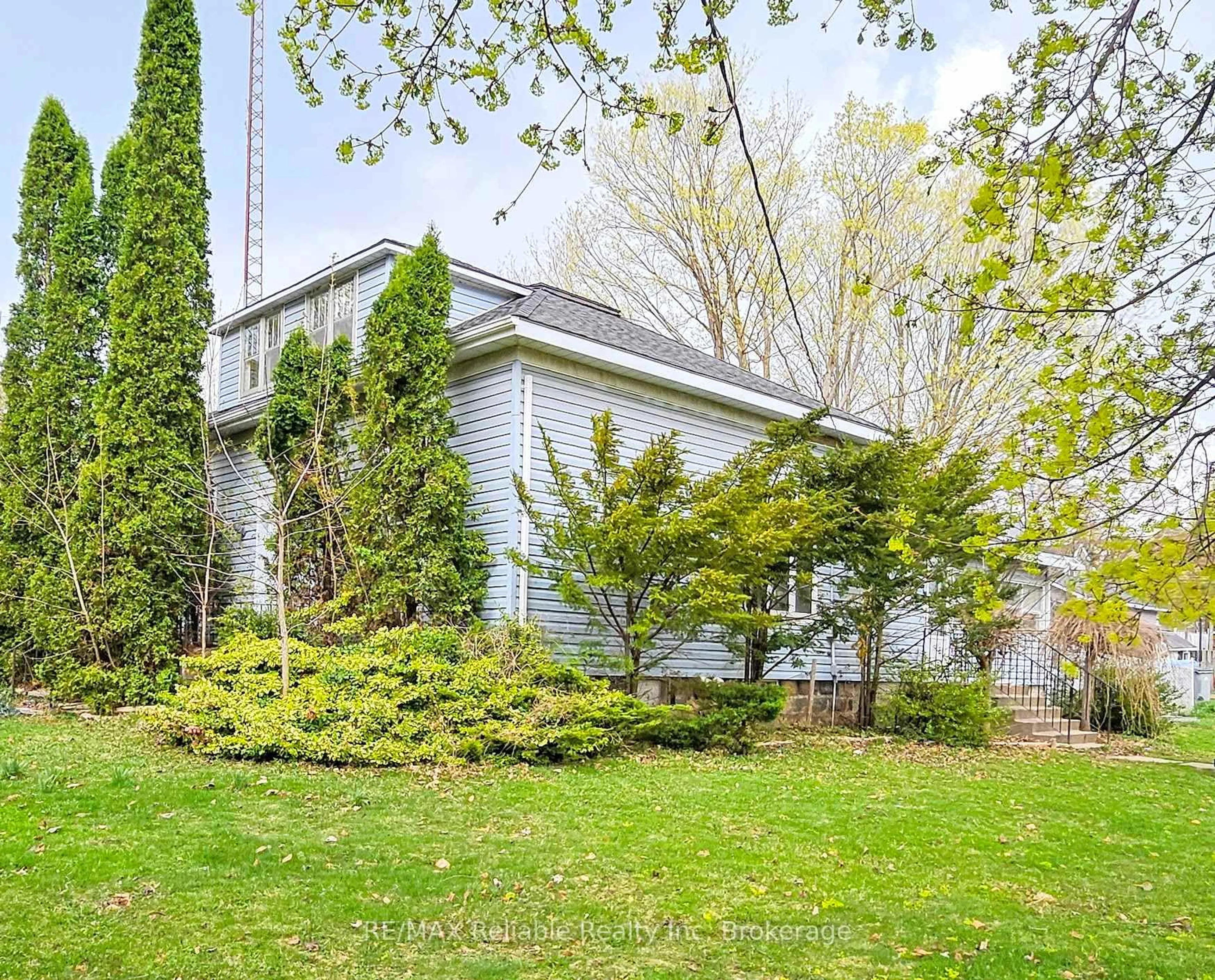 Unknown for 59 Rattenbury St, Central Huron Ontario N0M 1L0
