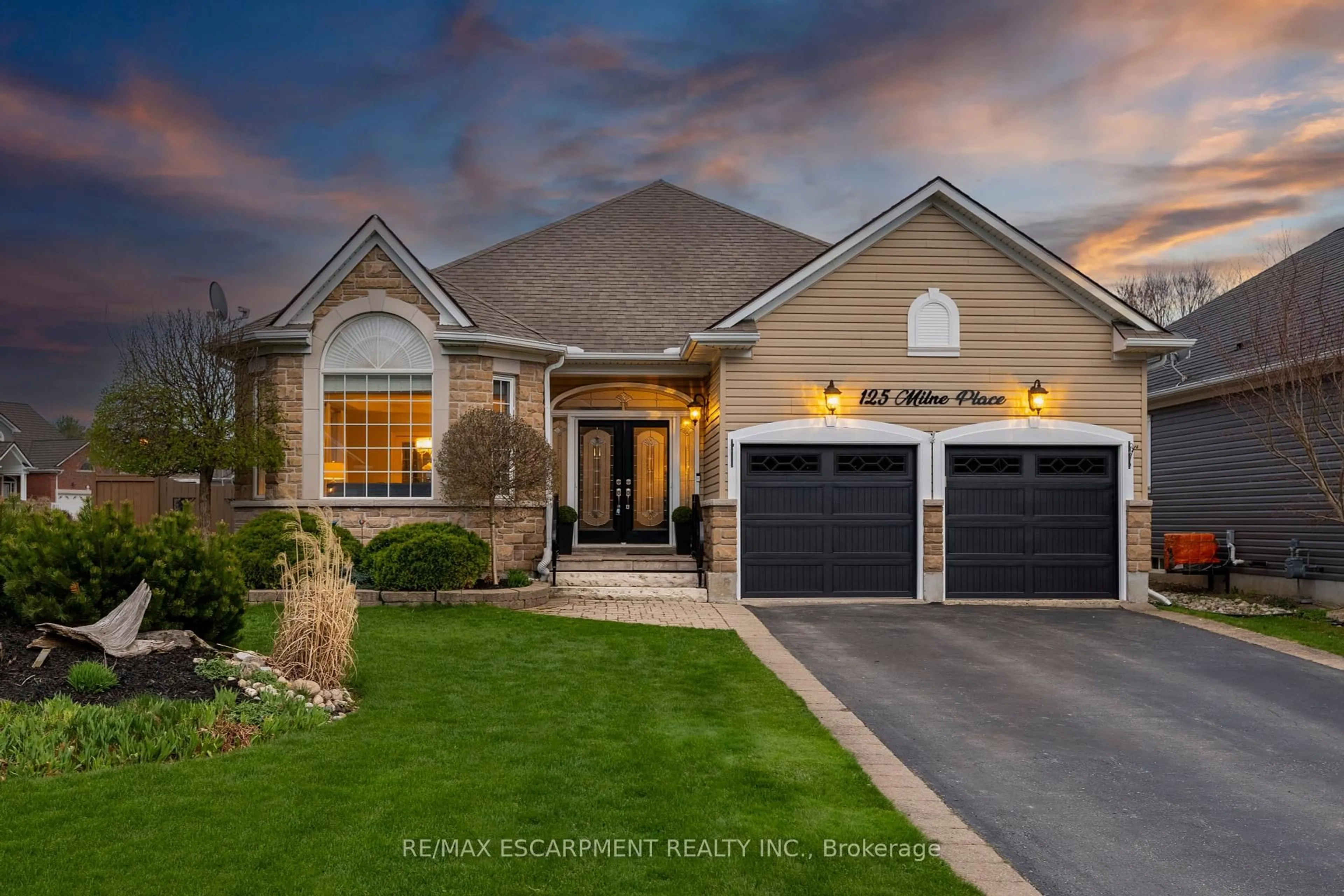 Home with brick exterior material, street for 125 Milne Pl, Guelph/Eramosa Ontario N0B 2K0