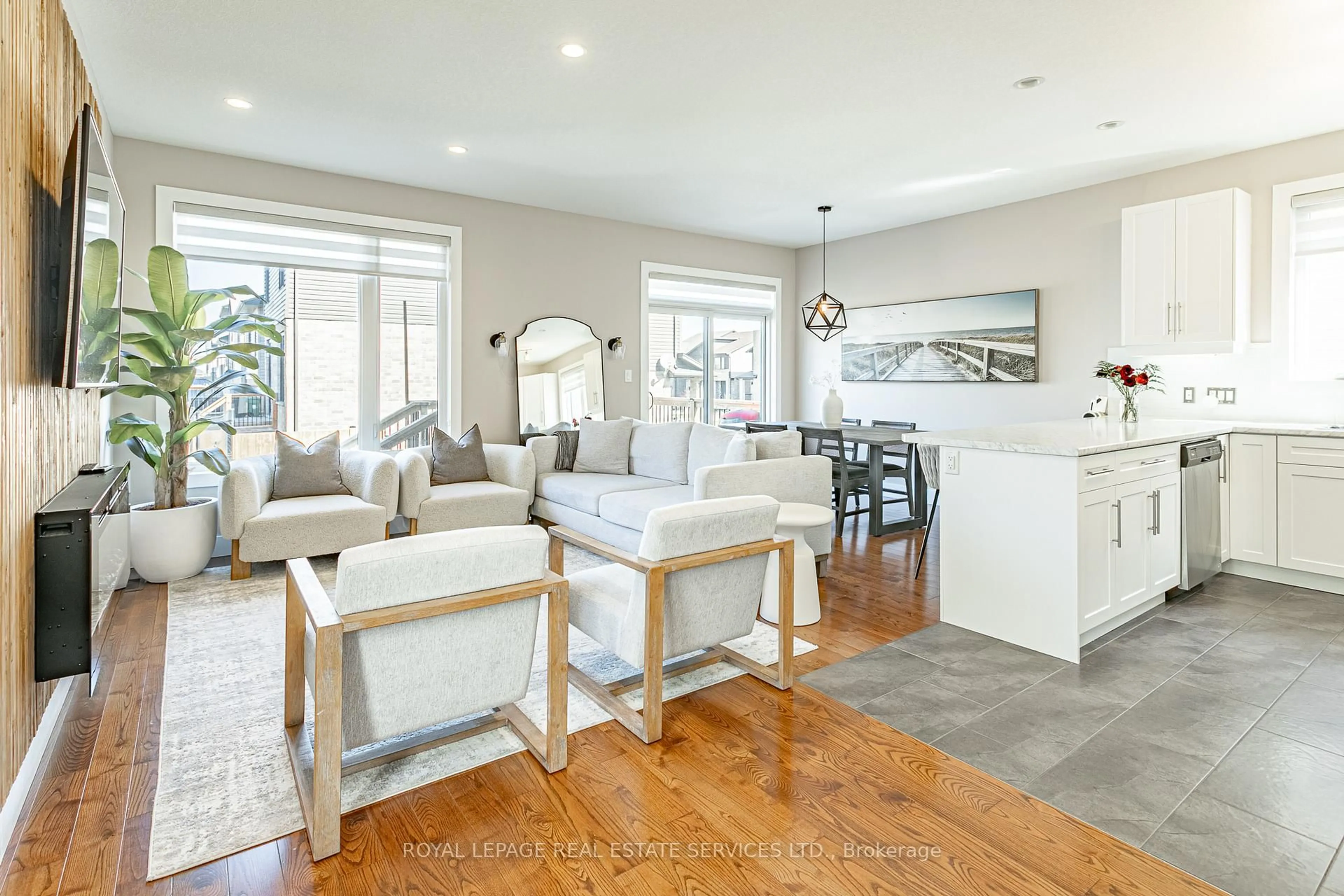 Open concept kitchen, ceramic/tile floor for 755 Freeport St, London North Ontario N6G 5B1