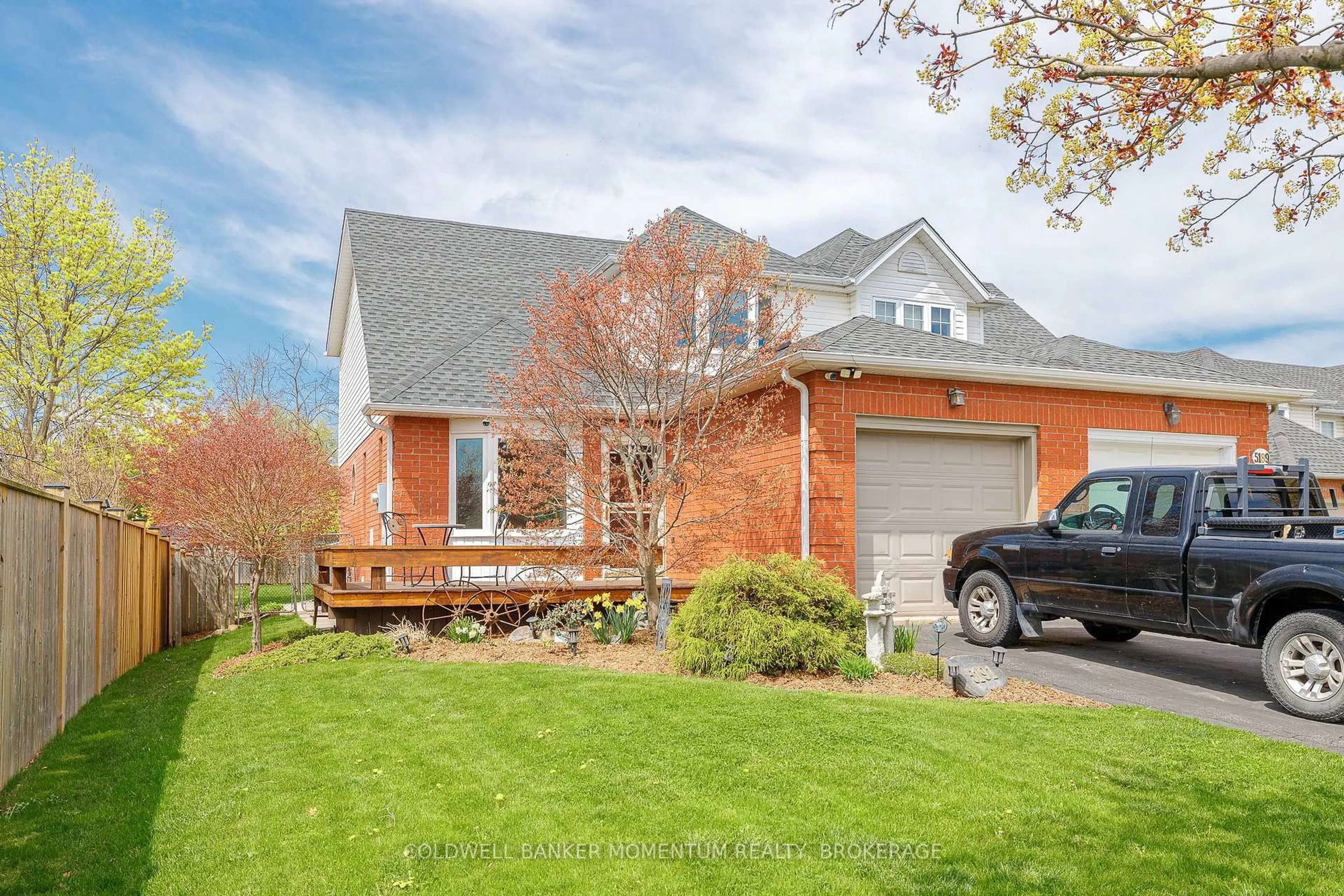 Home with brick exterior material, street for 5191 Mulberry Dr, Lincoln Ontario L3J 0J6