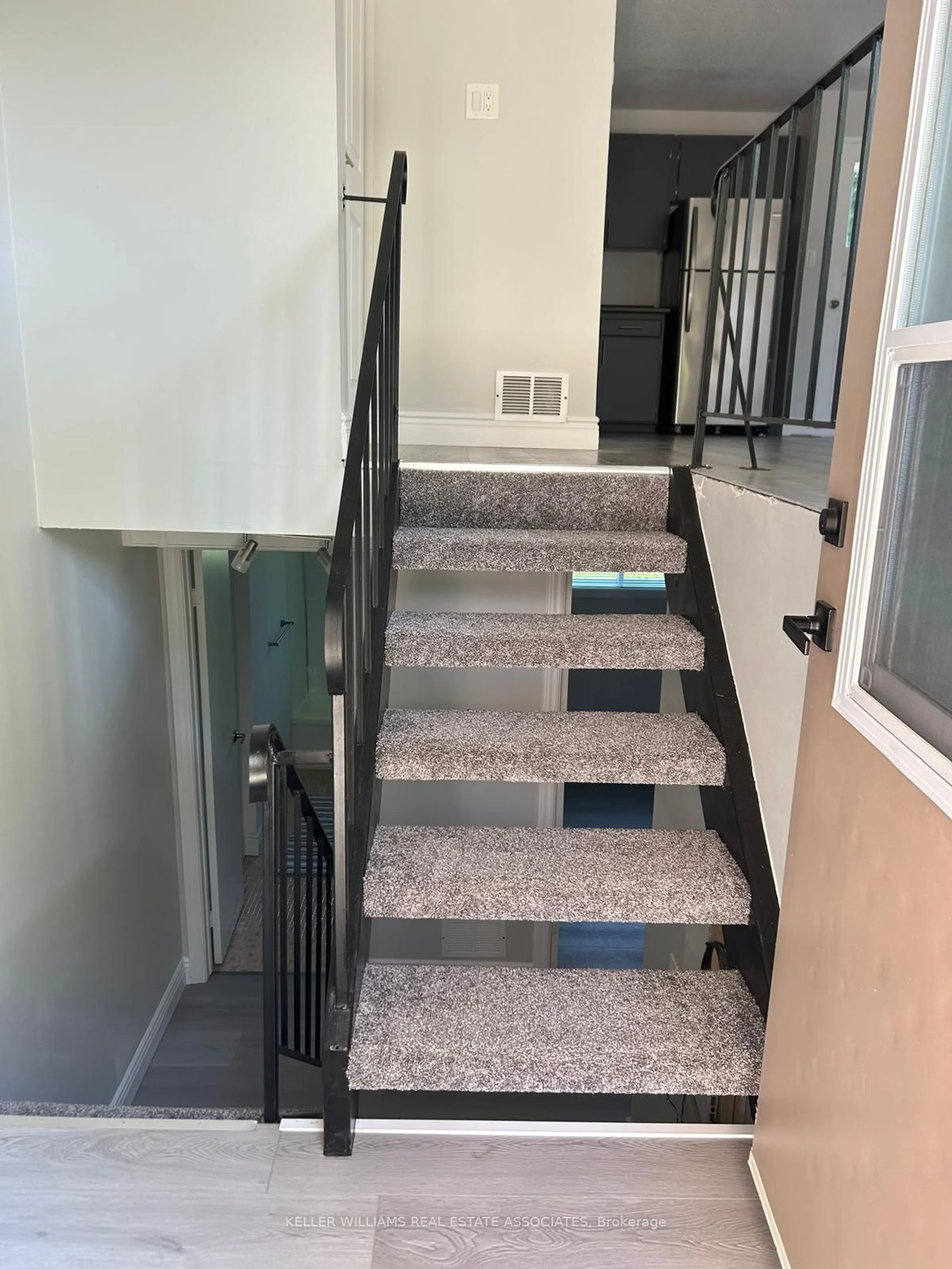 Stairs for 103 King St, Minto Ontario N0G 1Z0