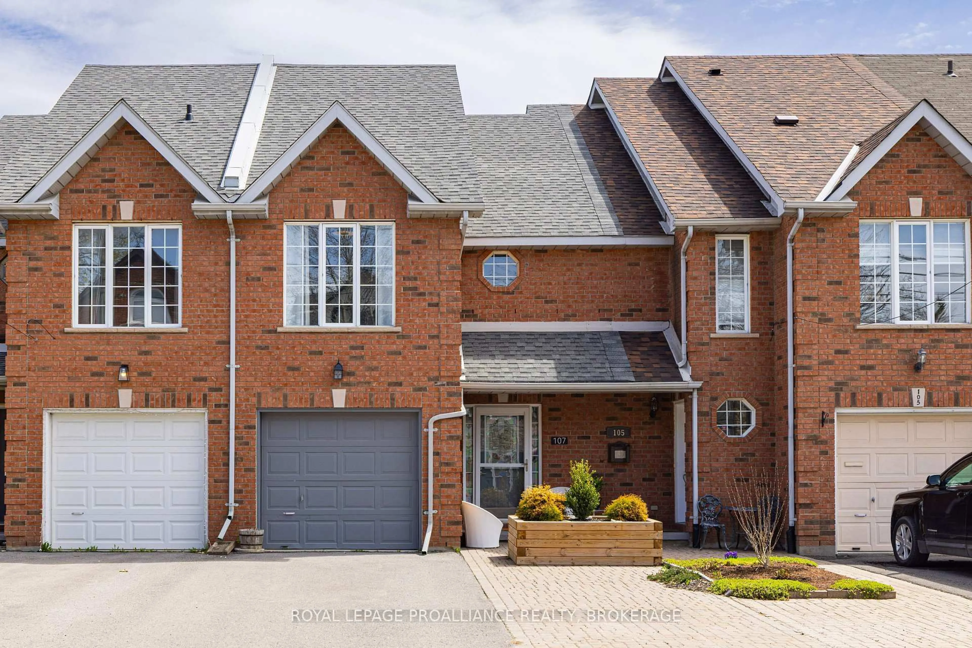 Home with brick exterior material, street for 107 Rideau St, Kingston Ontario K7K 7B2