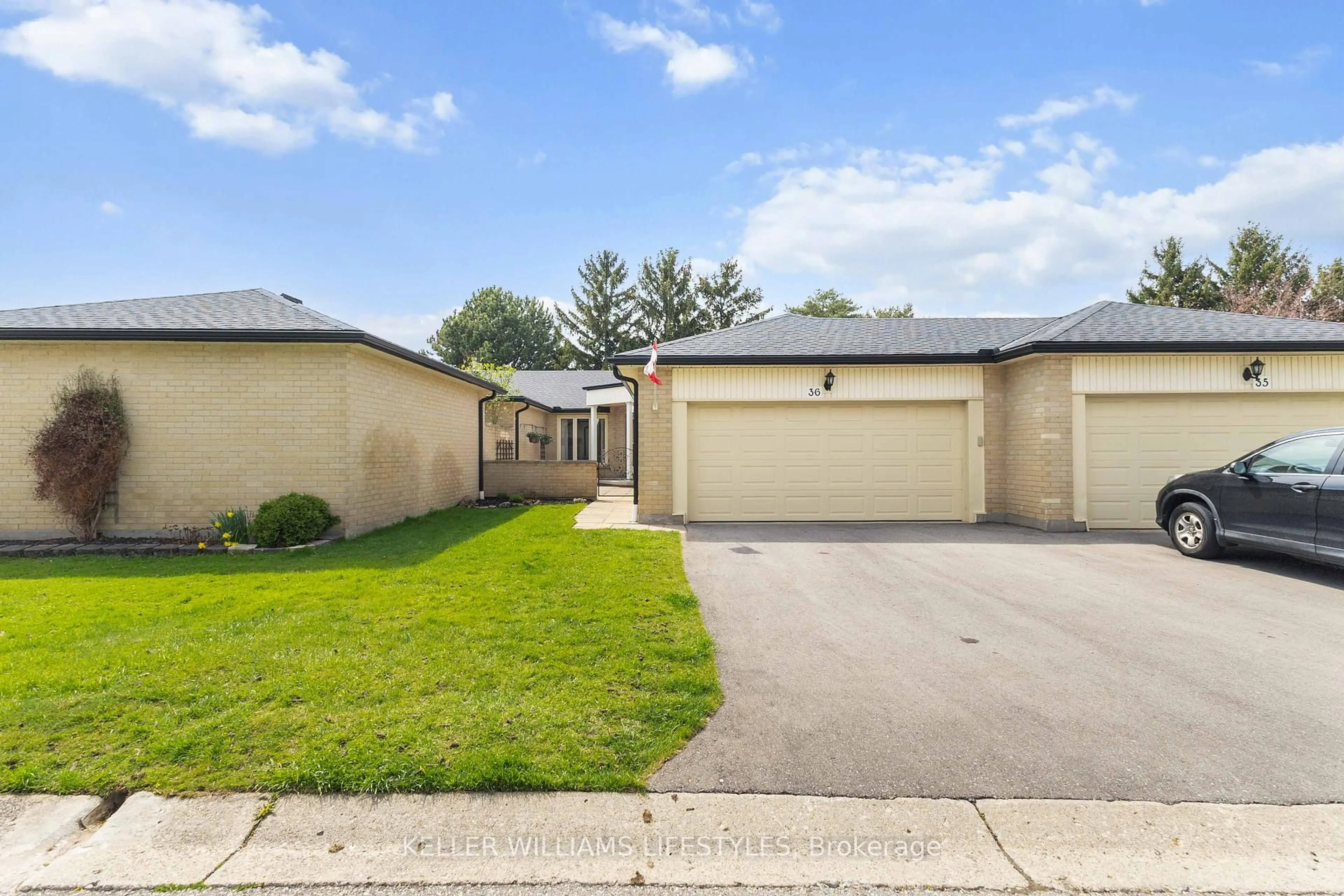 A pic from outside/outdoor area/front of a property/back of a property/a pic from drone, street for 163 Pine Valley Dr #36, London South Ontario N6J 4R4