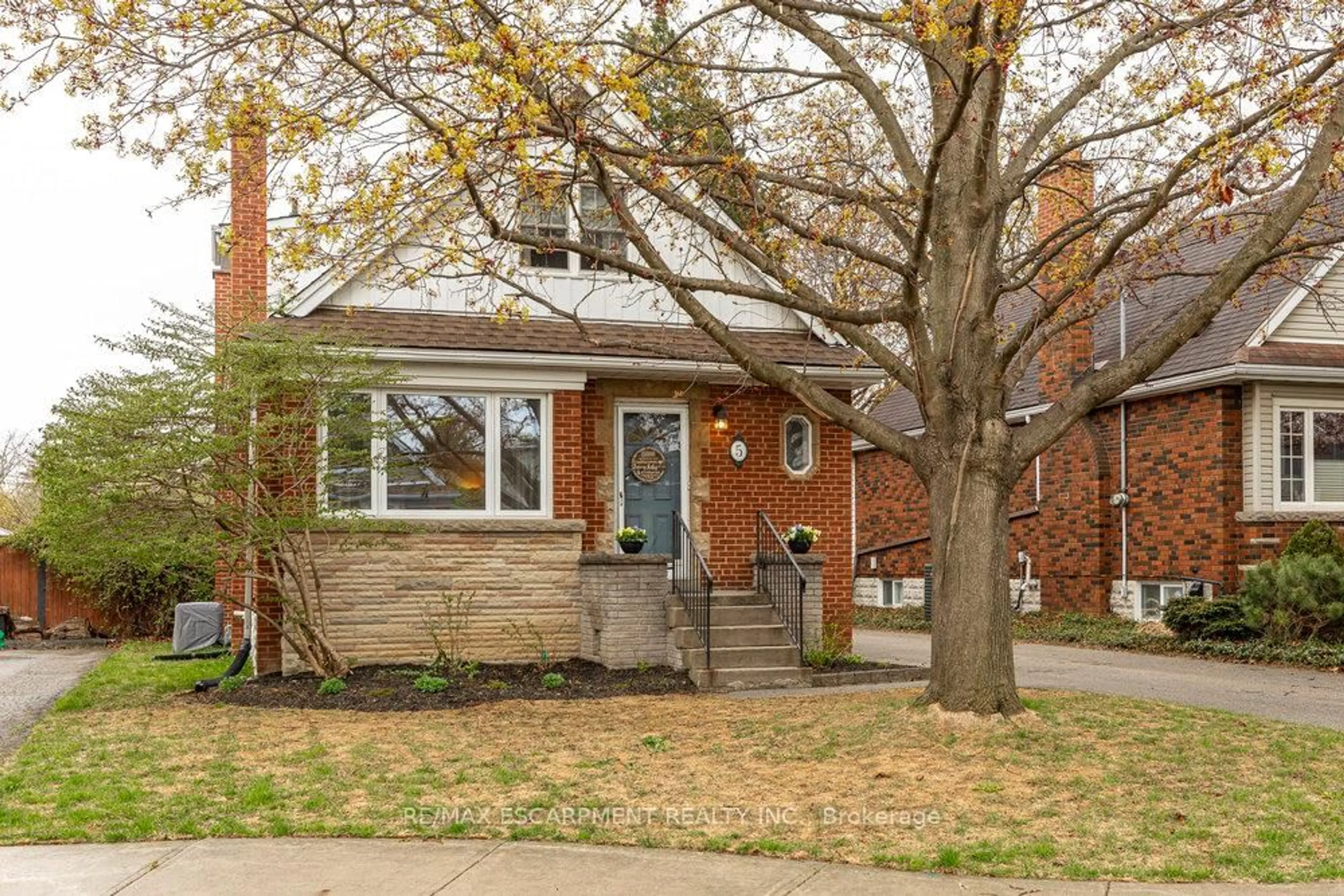 Home with brick exterior material, street for 5 Bettina Ave, Hamilton Ontario L8K 3M4