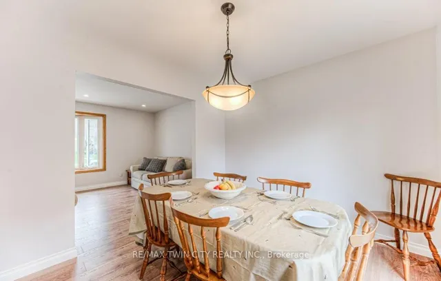 Additional property image - 111 Martinglen Cres