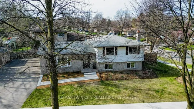 Additional property image - 111 Martinglen Cres