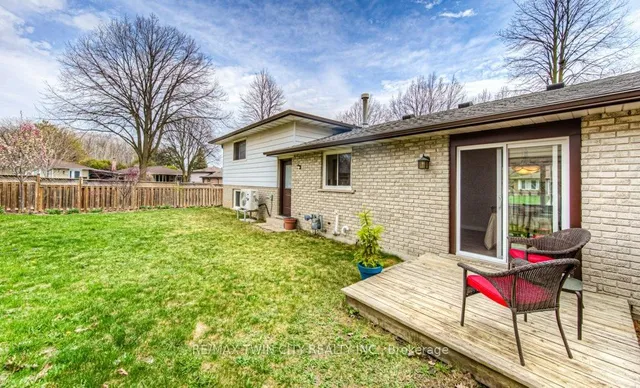 Additional property image - 111 Martinglen Cres