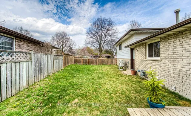 Additional property image - 111 Martinglen Cres