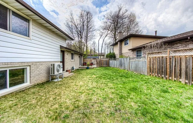 Additional property image - 111 Martinglen Cres