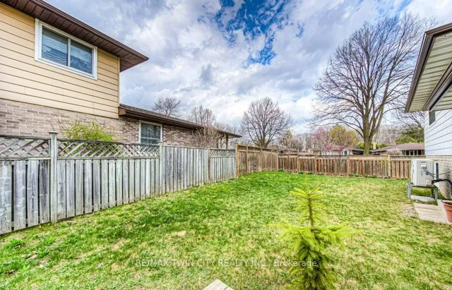 Additional property image - 111 Martinglen Cres