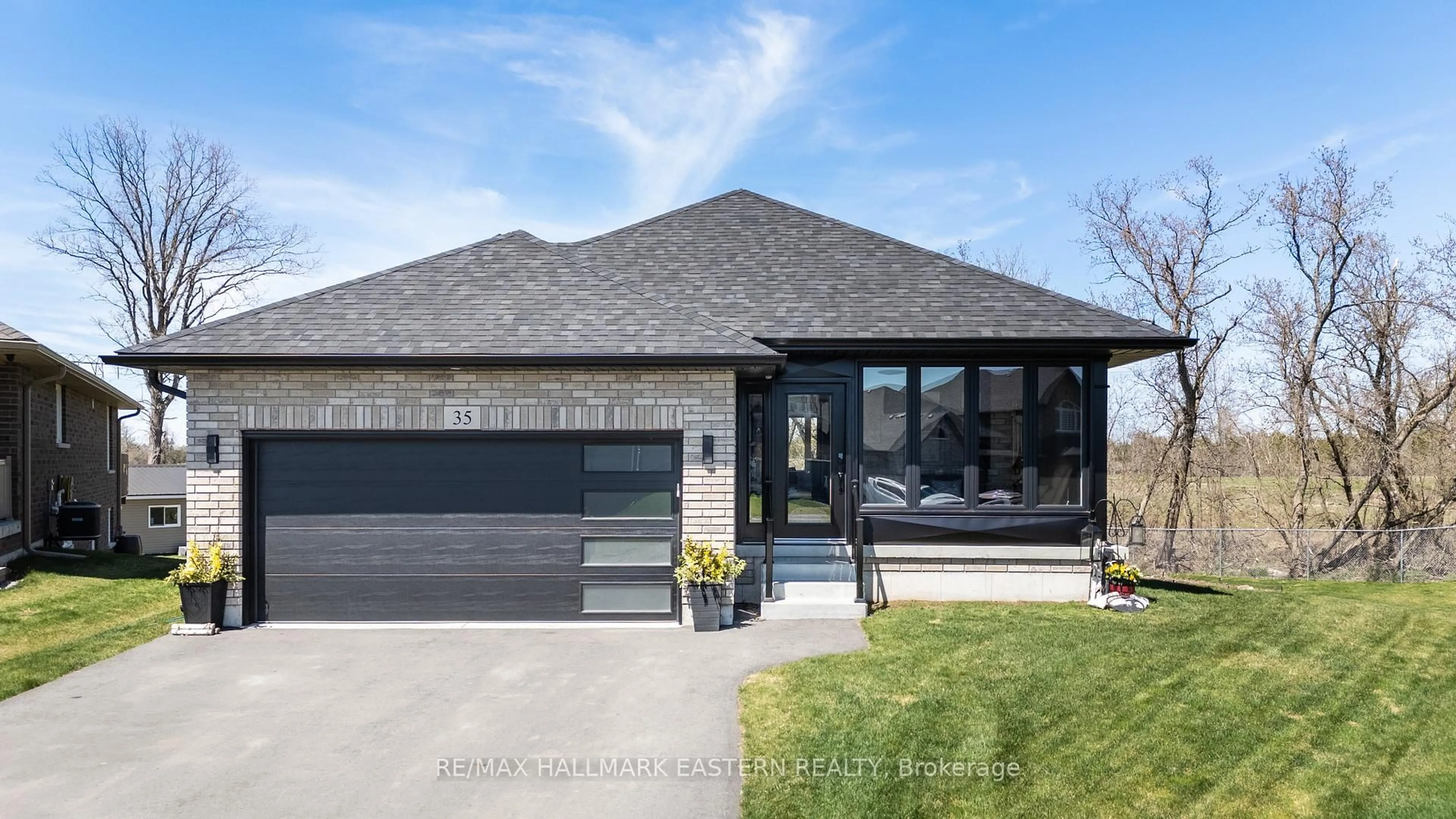 Home with brick exterior material, street for 35 Keeler Crt, Asphodel-Norwood Ontario K0L 2V0