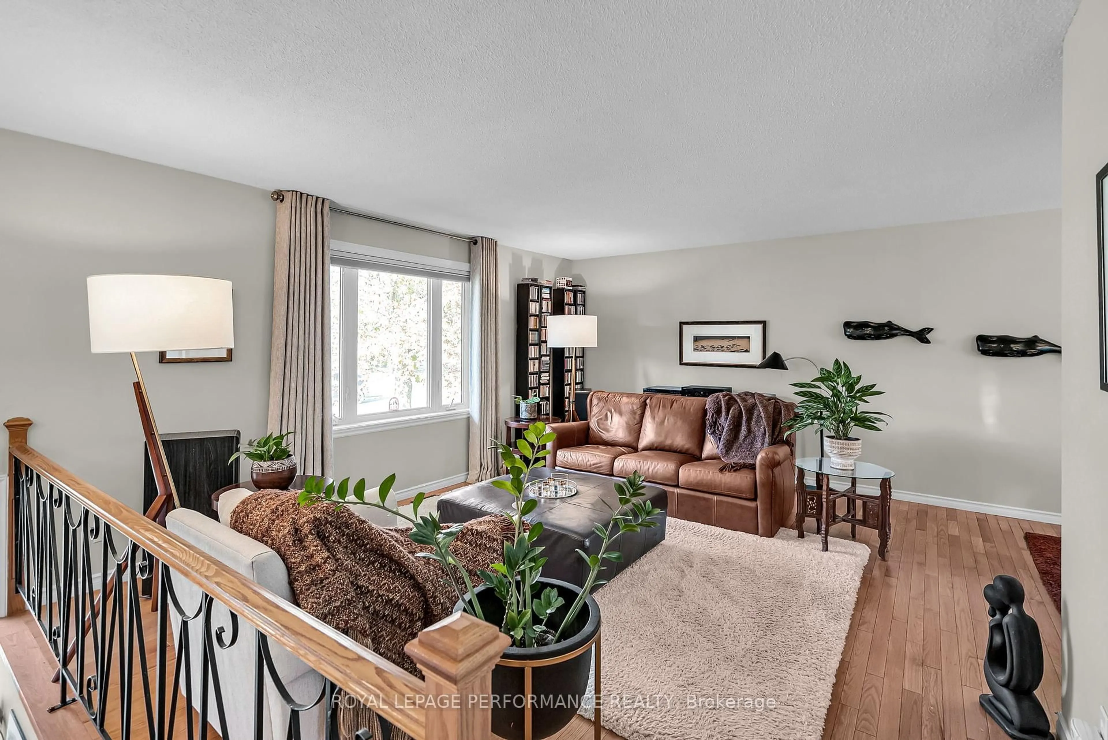 Living room with furniture, unknown for 1606 Blakely Dr, Cornwall Ontario K6J 5K2