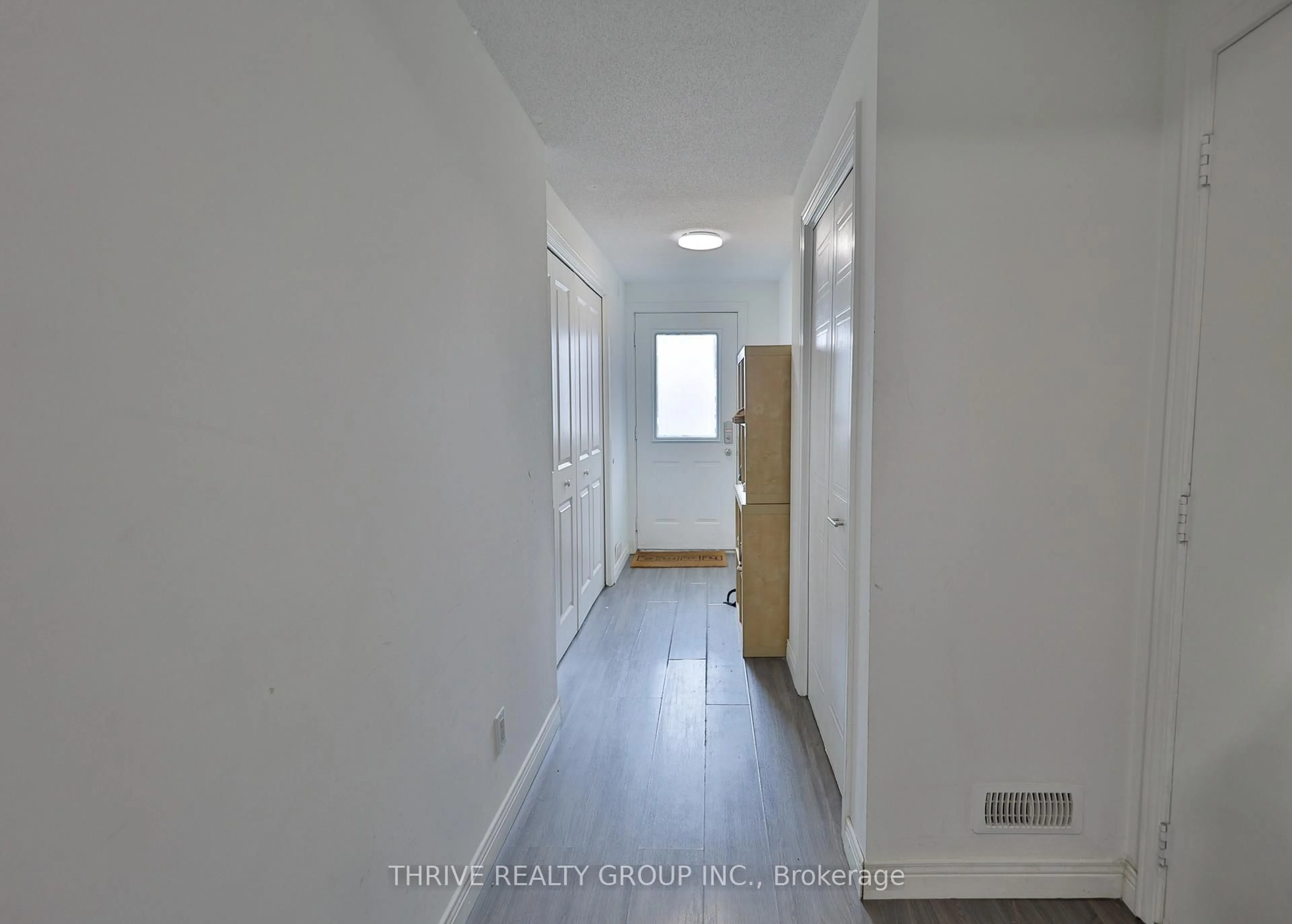 A pic of a room for 683 Windermere Rd #1, London North Ontario N5X 3T9