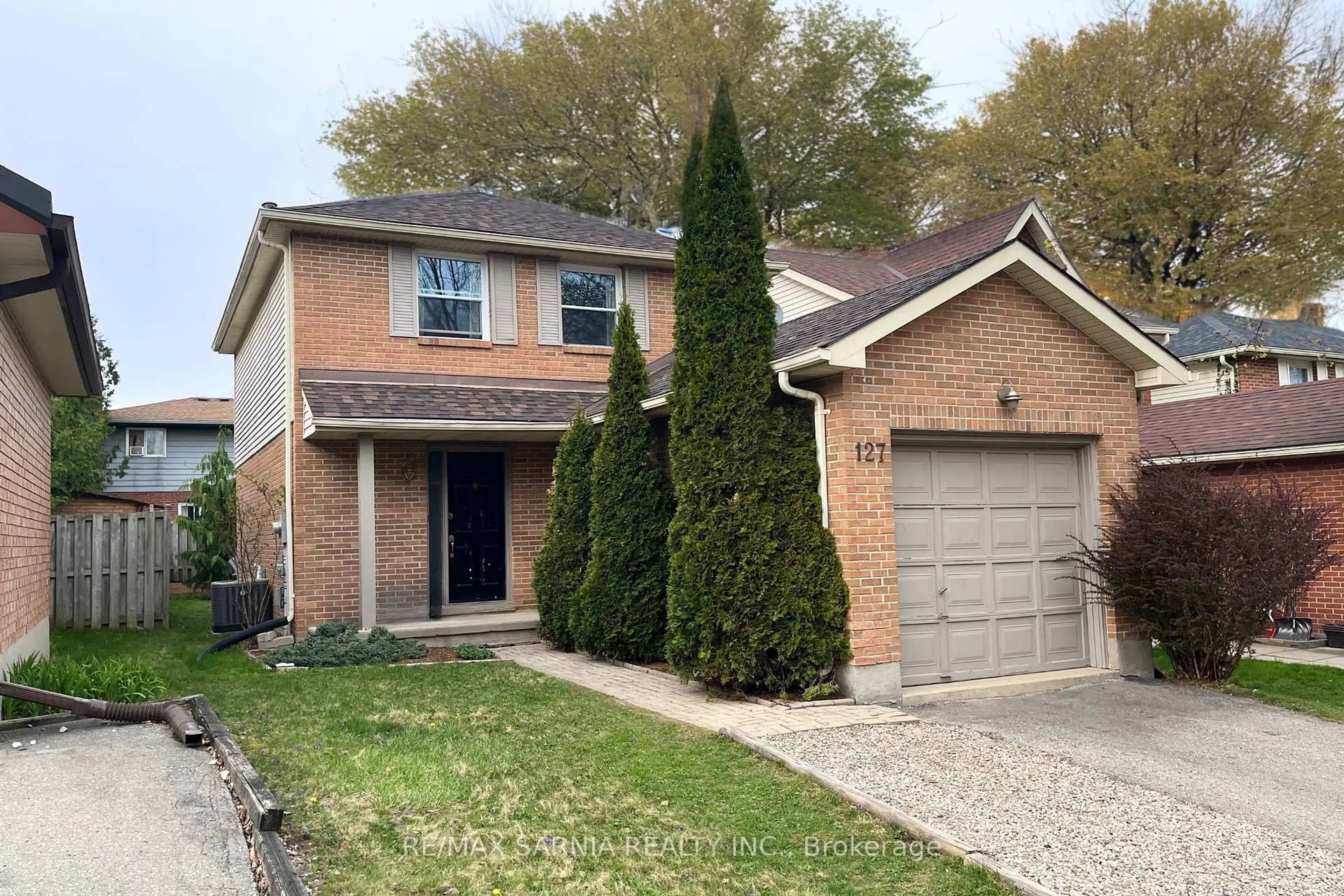 Home with brick exterior material, street for 127 Walmer Gdns, London North Ontario N6G 4H2