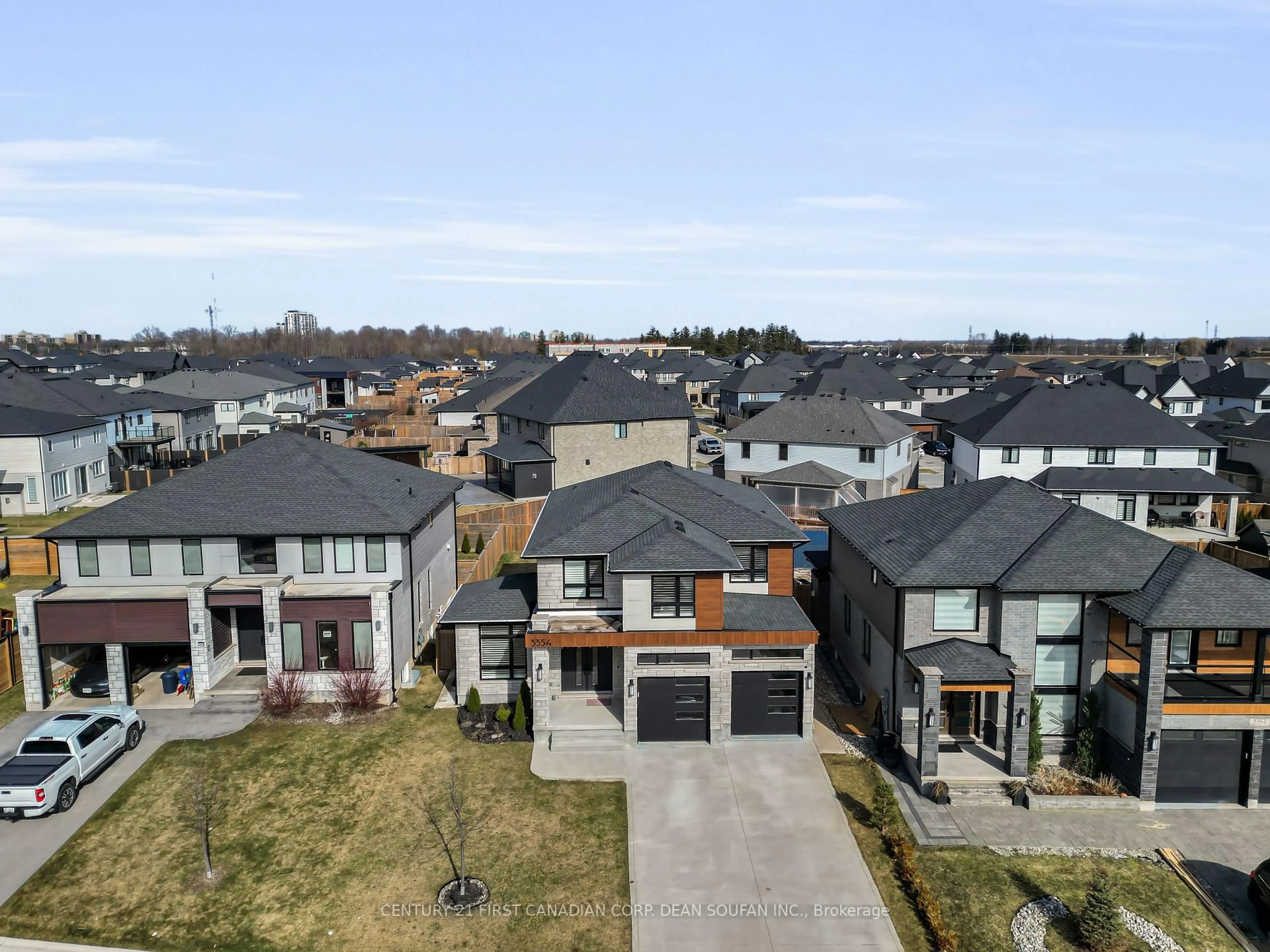 A pic from outside/outdoor area/front of a property/back of a property/a pic from drone, street for 3354 Mersea St, London South Ontario N6P 0G3